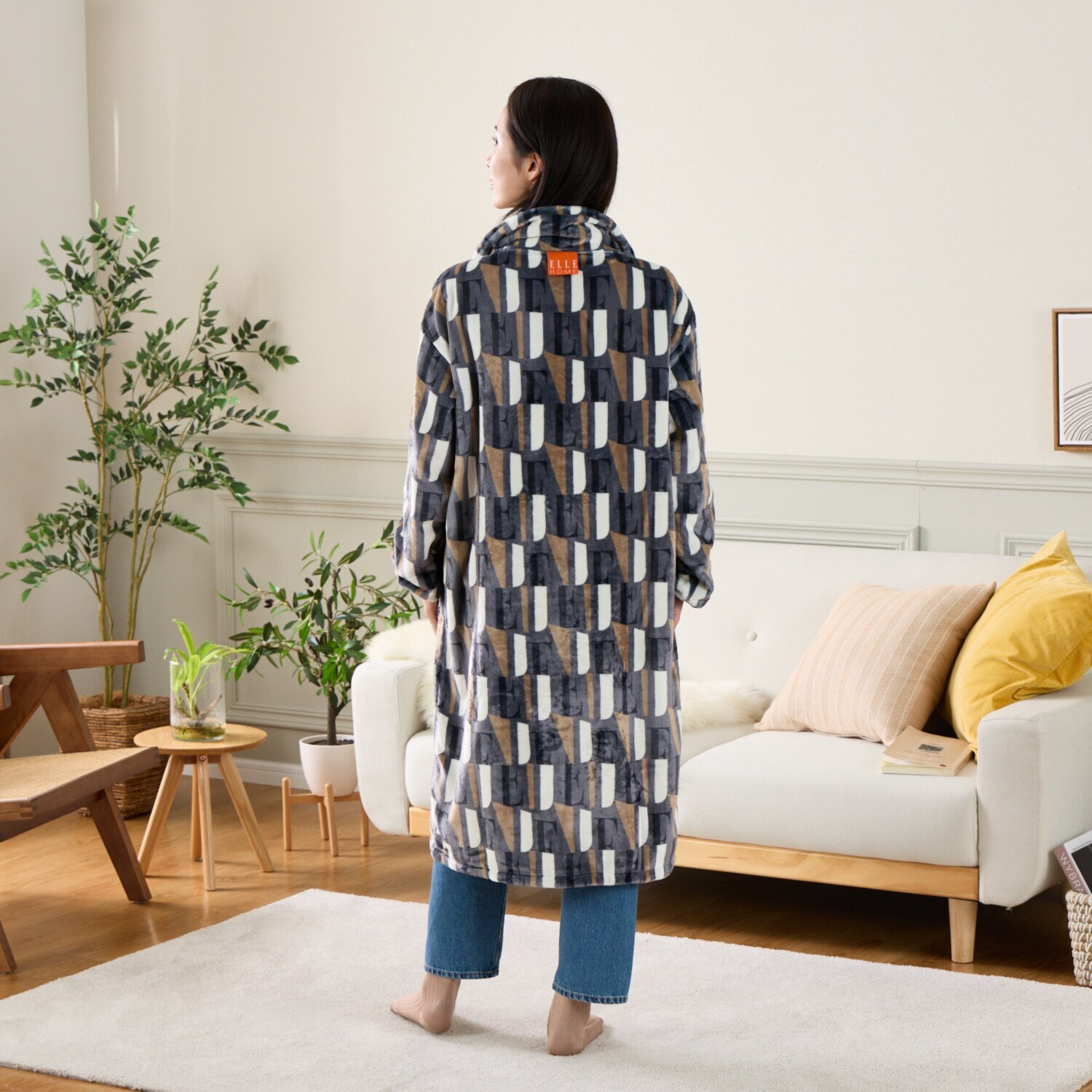 ＥＬＬＥ　ＨＯＭＥ ウィンターコレクション 着る毛布