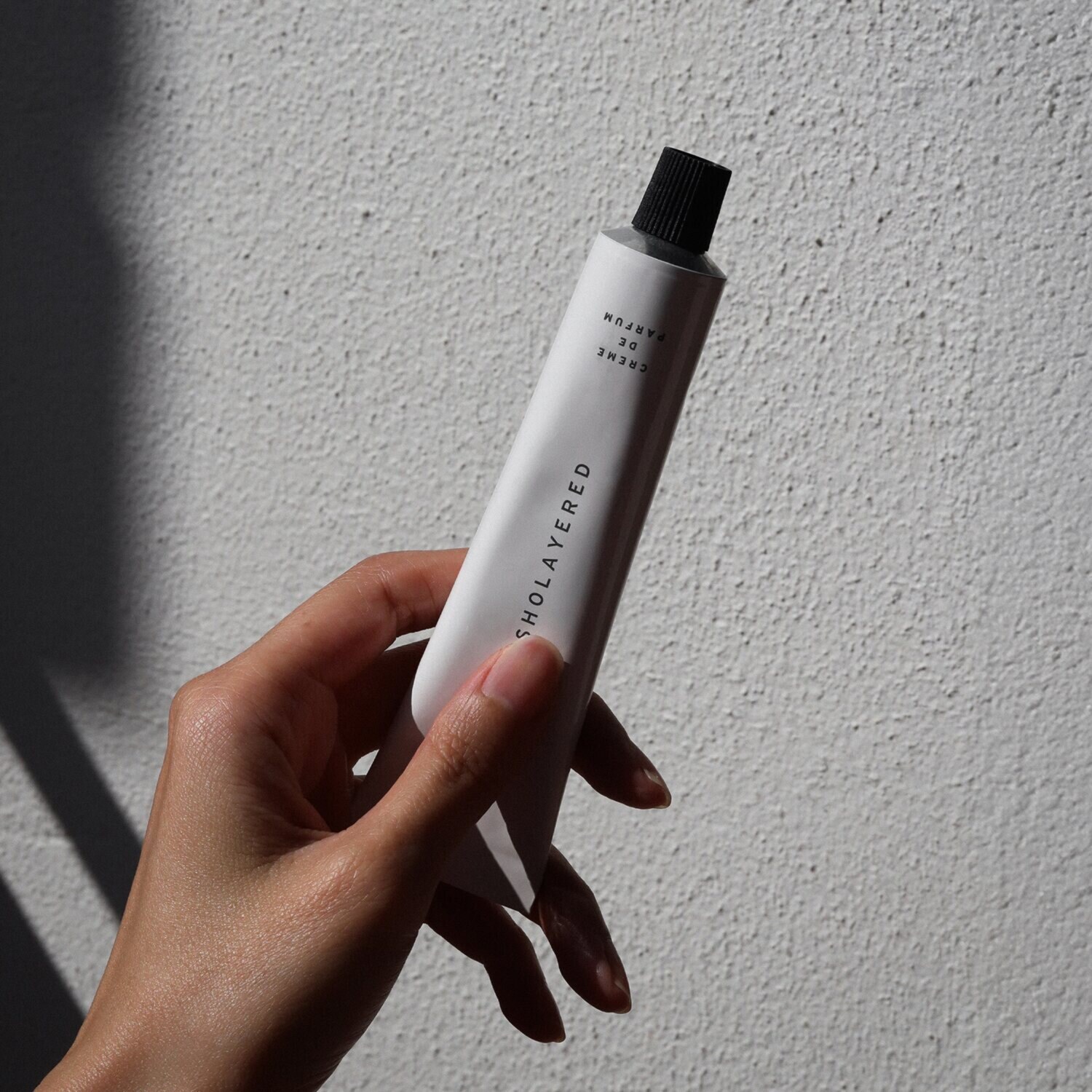 ショーレイヤード 爽やかな香りが ほのかに広がる ハンドクリーム クレムドゥパルファム “シャンパン” “フレッシュペア” 特別セット 