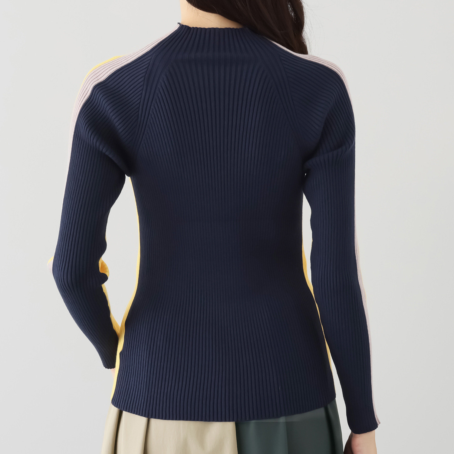 コイビトミサキ 前後２ウェイ 配色ニットプルオーバー