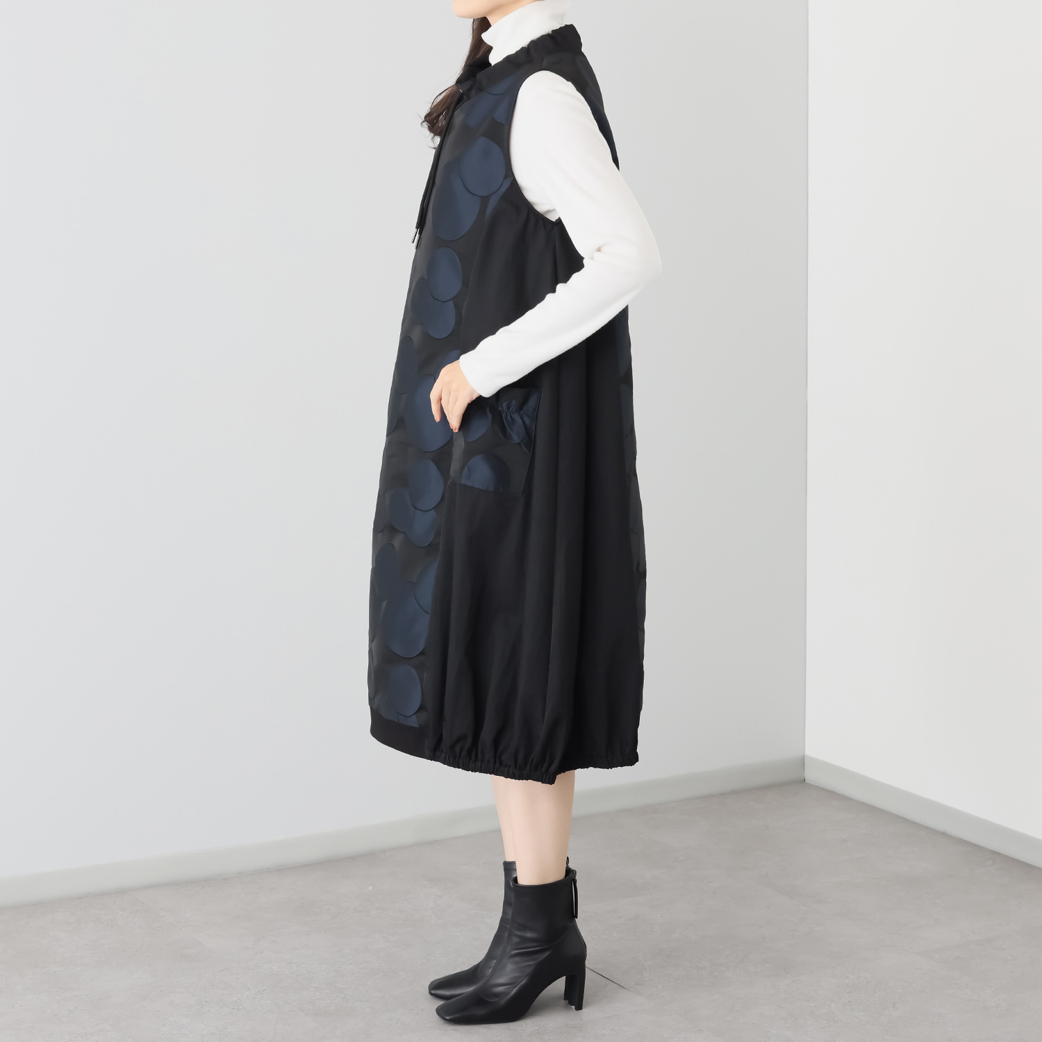 コイビトミサキ ドットジャガード ノースリーブワンピース