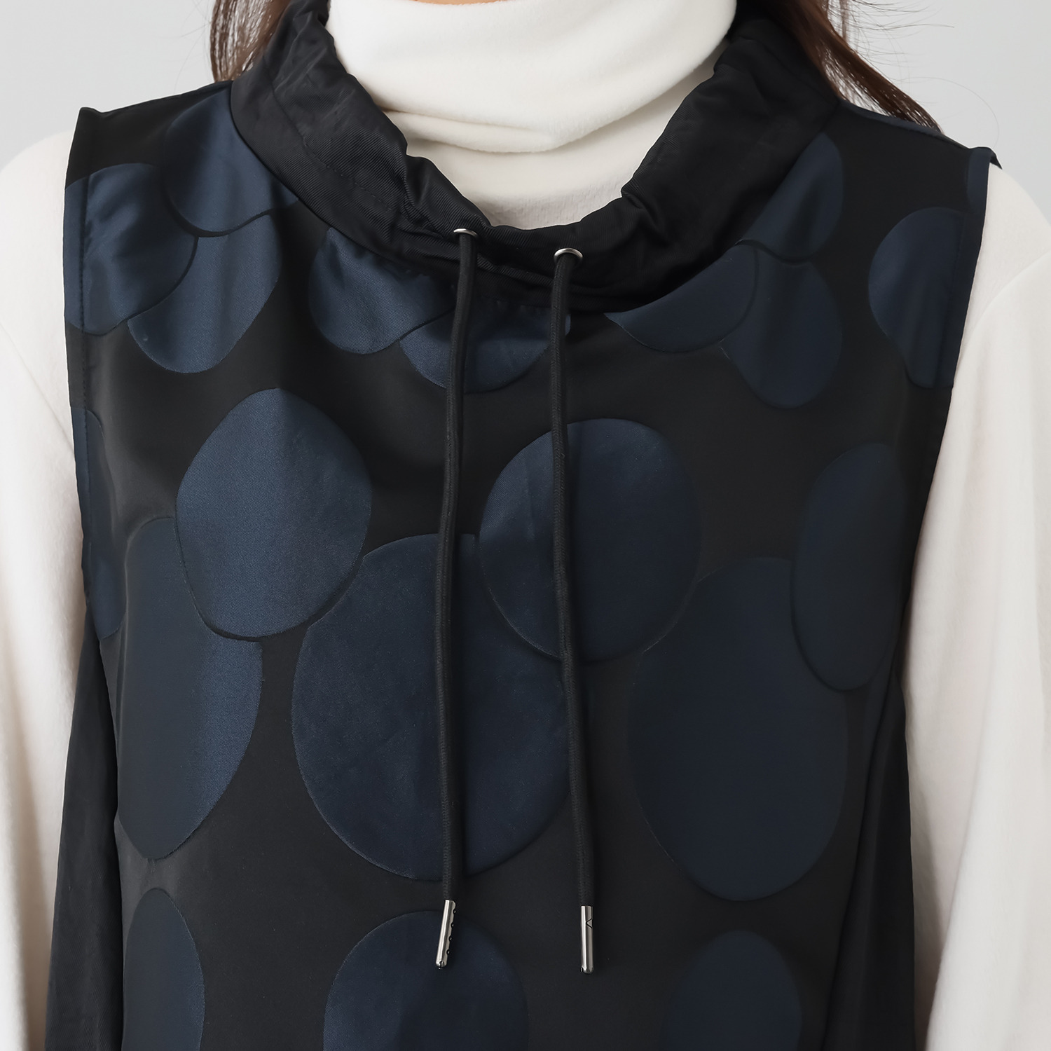 コイビトミサキ ドットジャガード ノースリーブワンピース