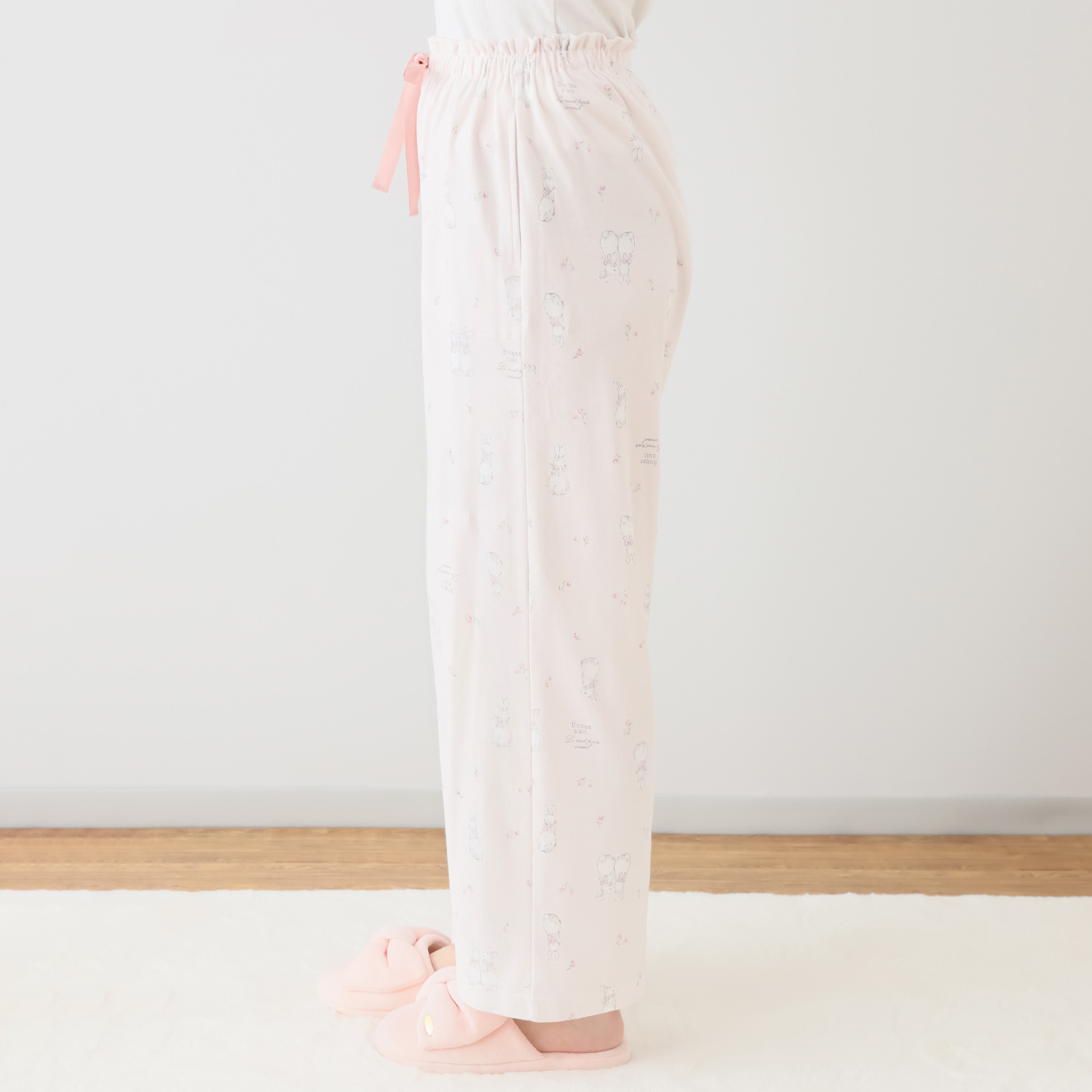 ナルエー 綿１００％スムース リボンうさぎの フリルパジャマ