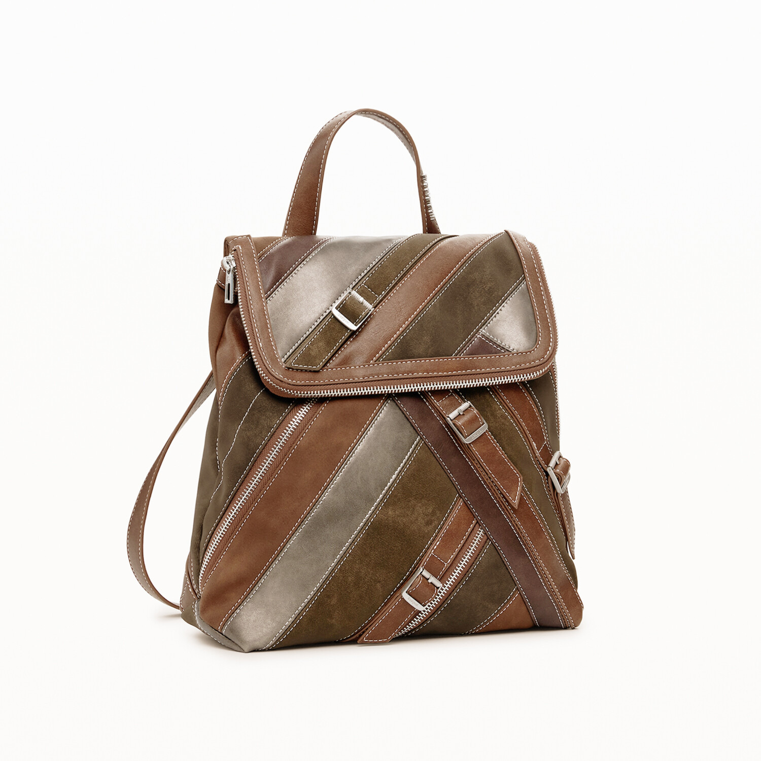 デシグアル パッチワークベルト リュック