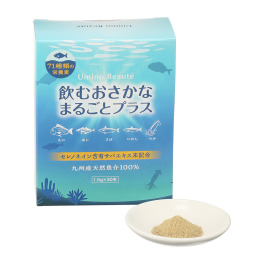 魚を非加熱で パウダー化して配合！ 豊富な種類の栄養素と 健康成分セレノネイン含有 飲むおさかな まるごとプラス