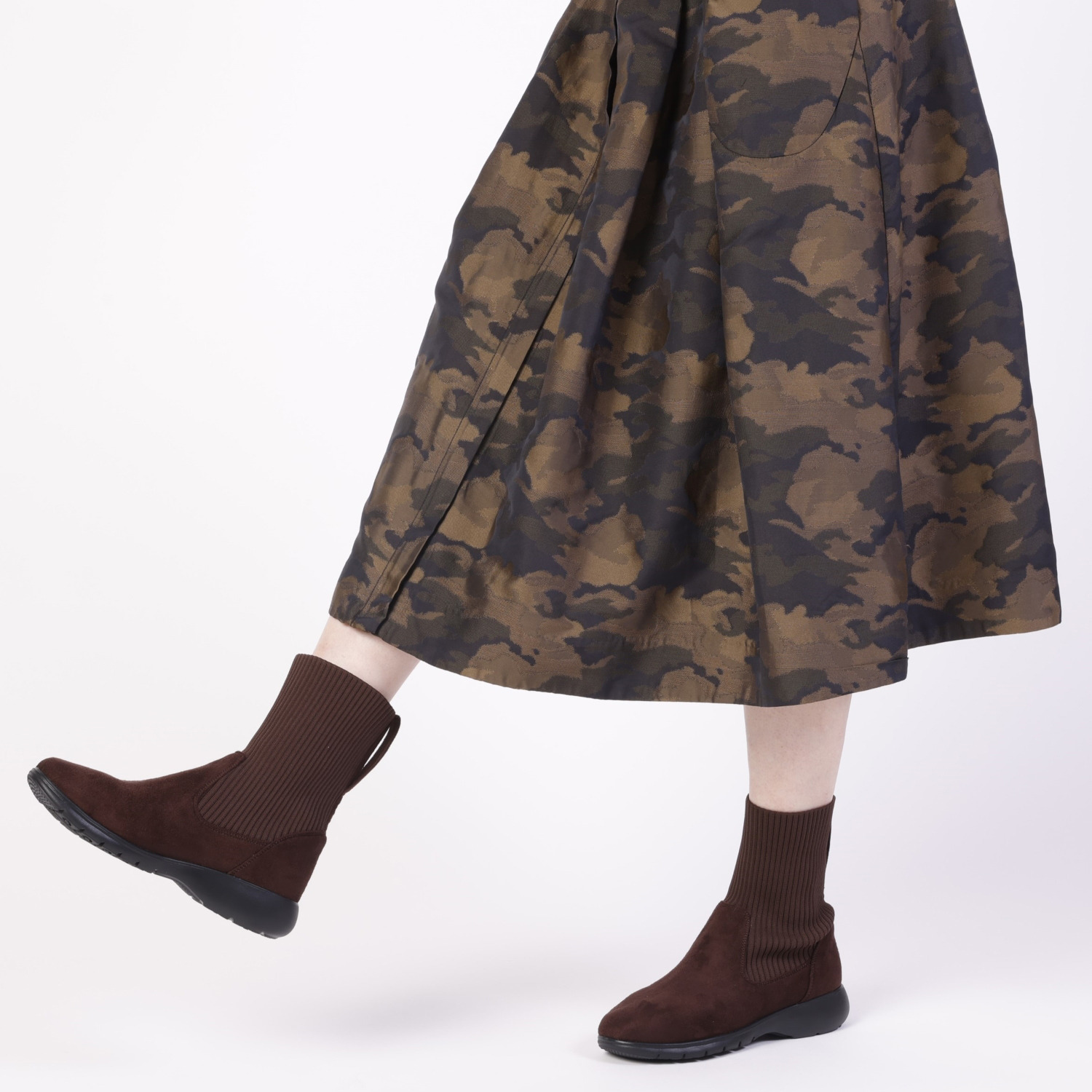 ラックラック 履いて歩いて全身運動！ 空飛ぶ　洗える ２ＷＡＹ ストレッチニットブーツ