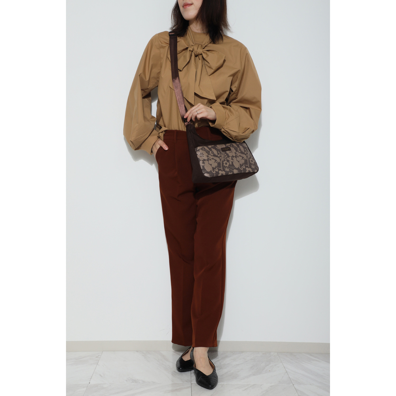 ダジュール ネコ＆花プリント ショルダーバッグ