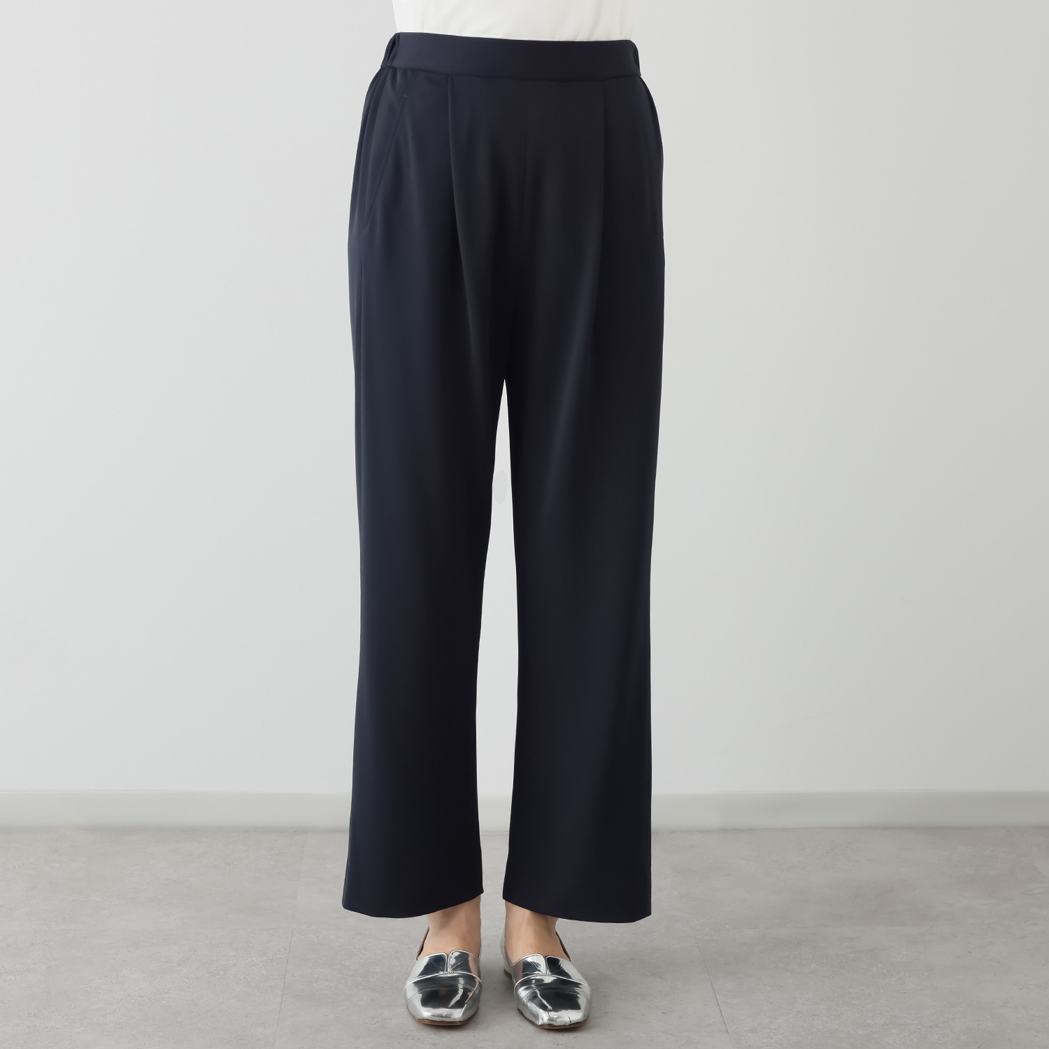 ヴィアッジャーレ ドレープジャージー ワイドパンツ