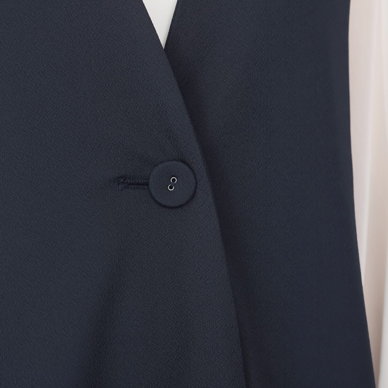 ヴィアッジャーレ ドレープジャージー フレアーシルエットジレ