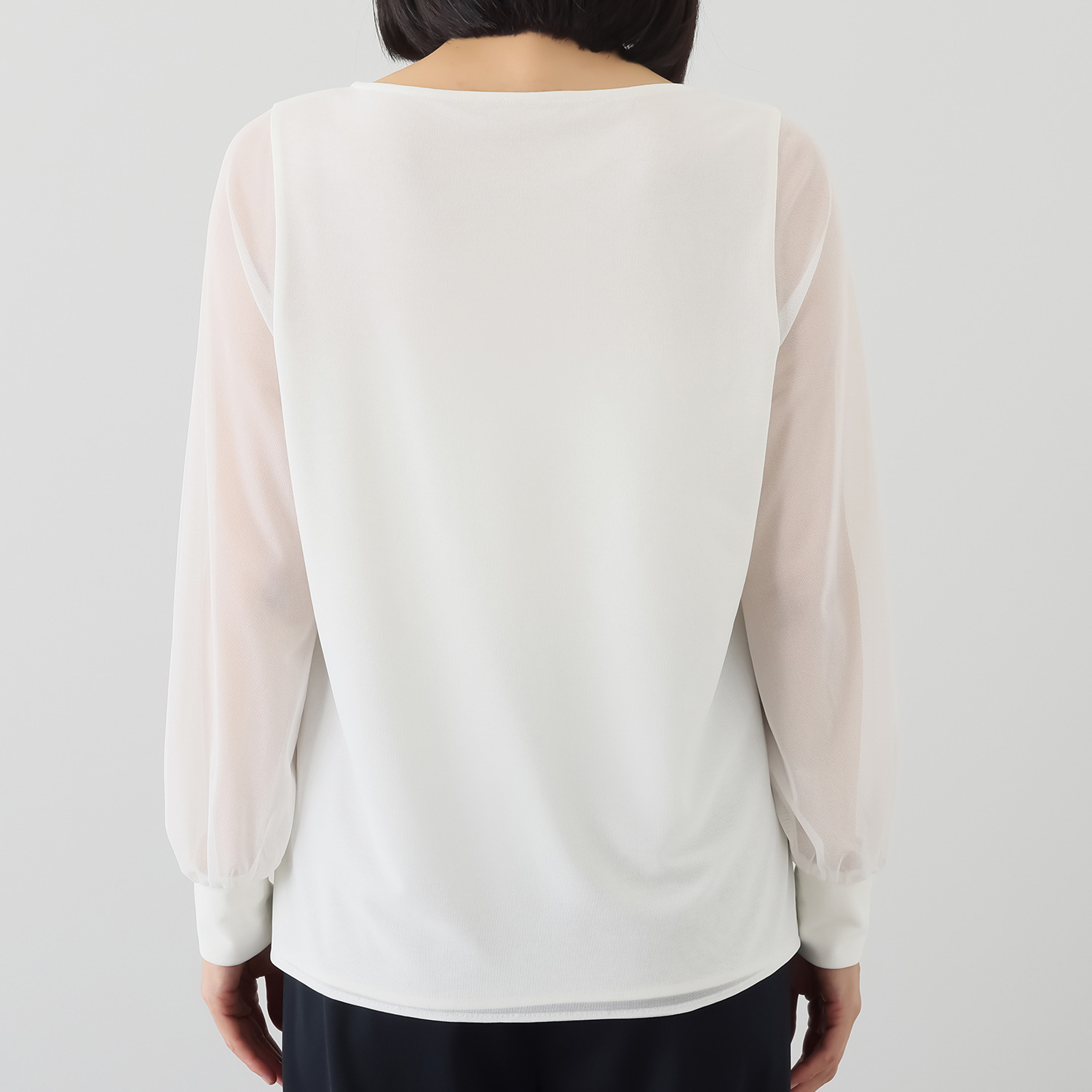 ヴィアッジャーレ チュールレイヤード ふんわりスリーブ プルオーバー