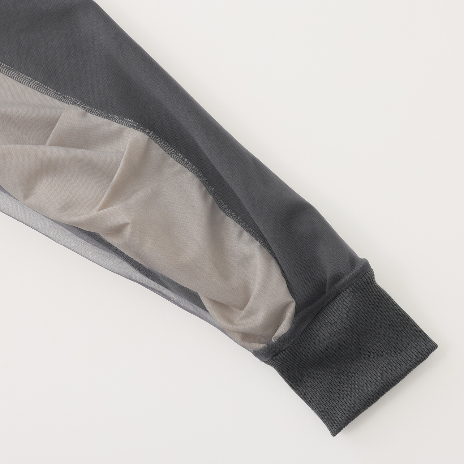 アリュメット 袖ポケットデザイン プルオーバー