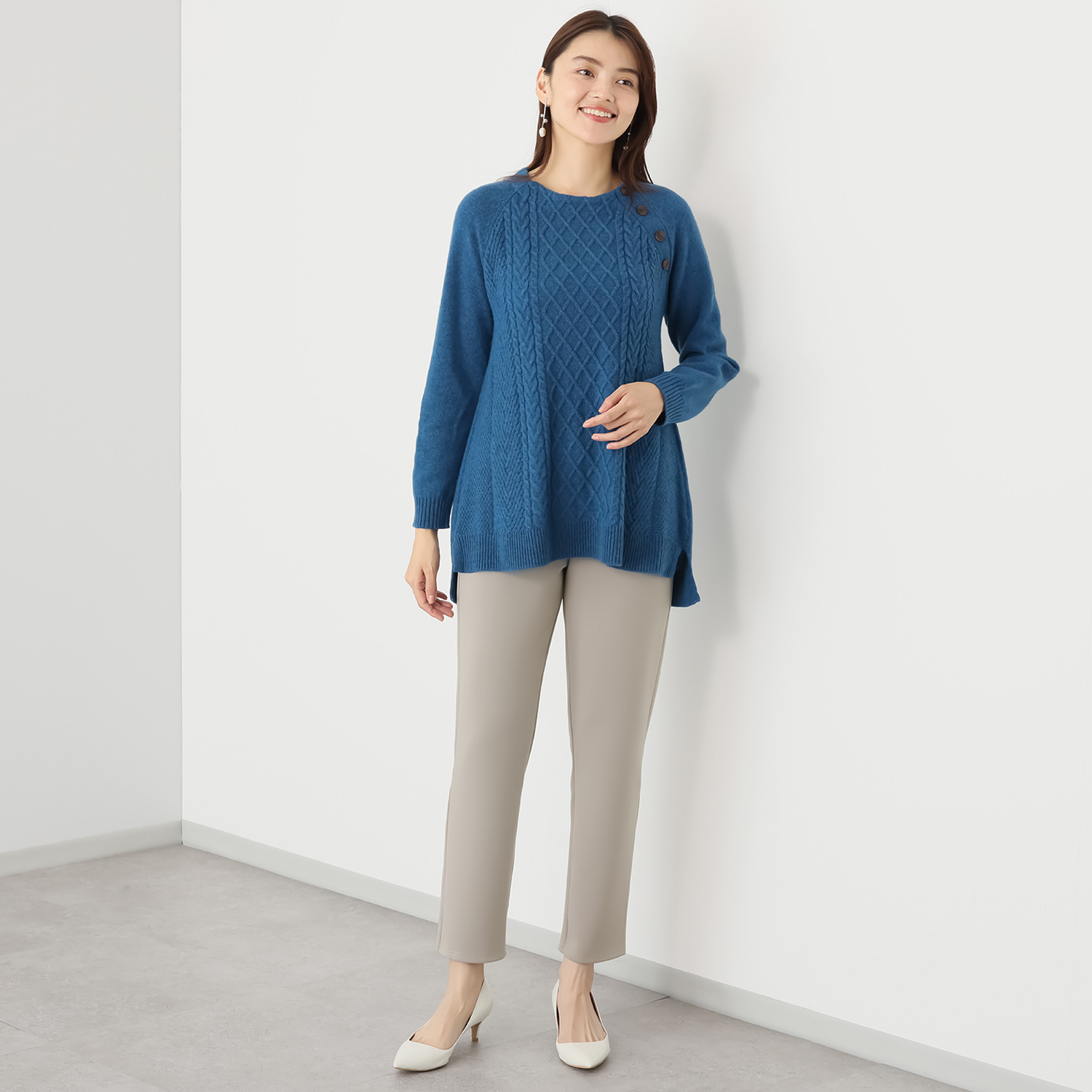 ダジュール 快適ストレートパンツ