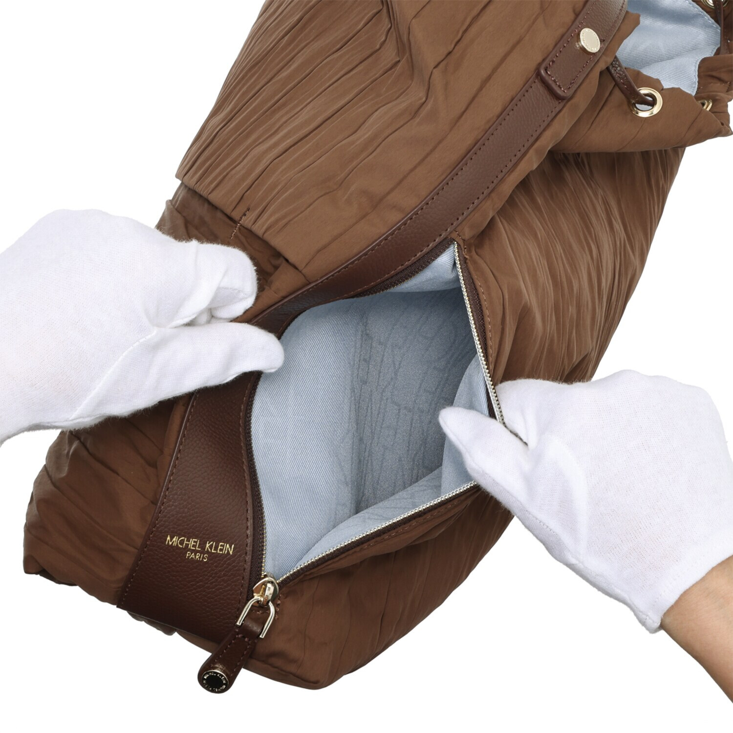 ミッシェル　クラン はっ水 シワプリーツ 巾着ショルダーバッグ