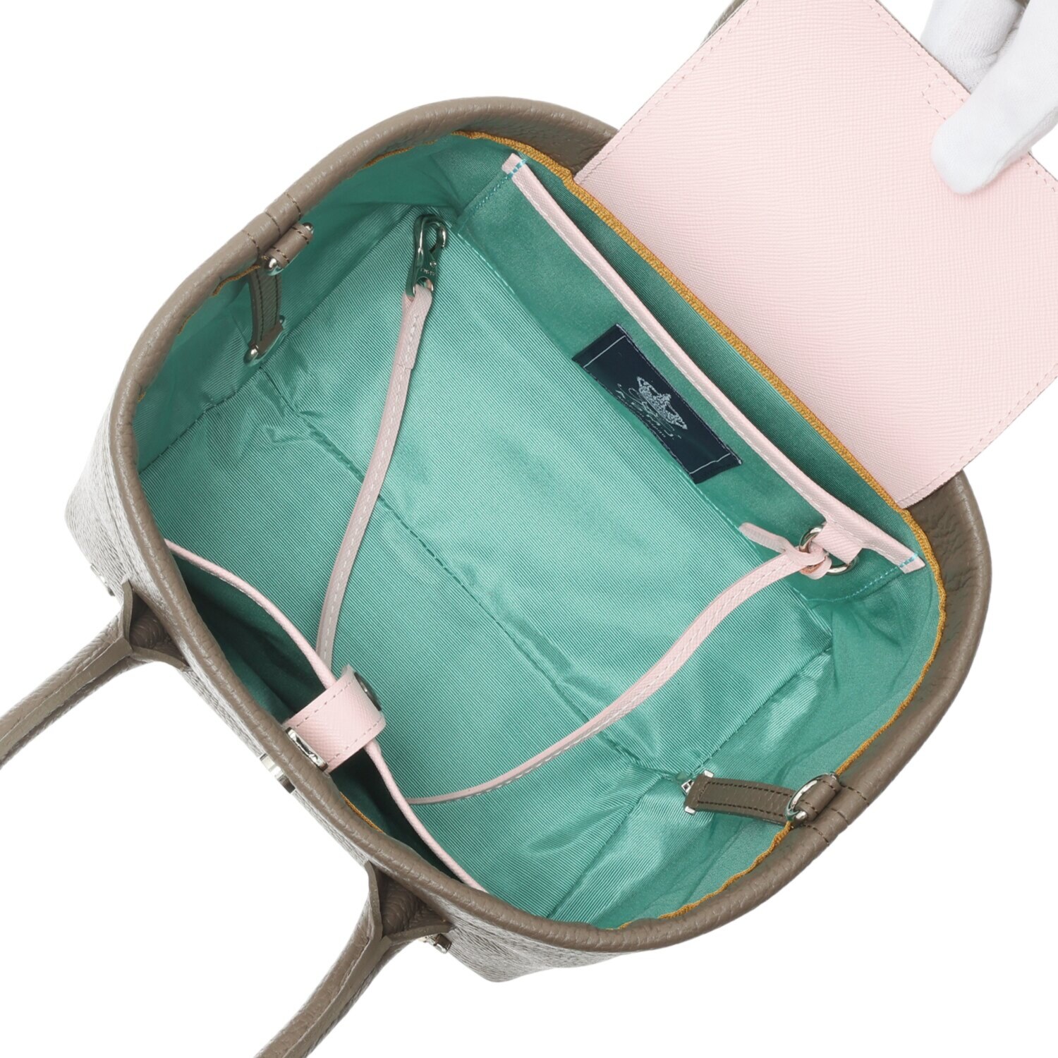 エーディーエムジェイ ＴＨＥ　ＢＥＥ 牛革シュリンク型押し ２ウェイ キューブミニトートバッグ