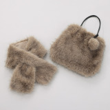 トーチ プレミアムフェイクファー 差し込みマフラー＆ ＰＯＭＰＯＭチャーム付 トートバッグ