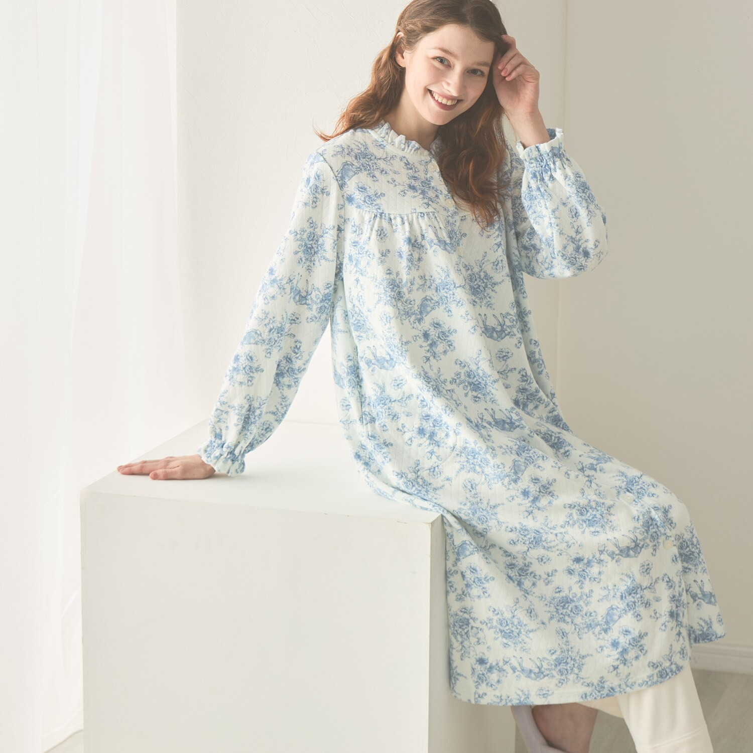 ナルエー 綿混・中綿入り接結 バンビガーデン フリルワンピース