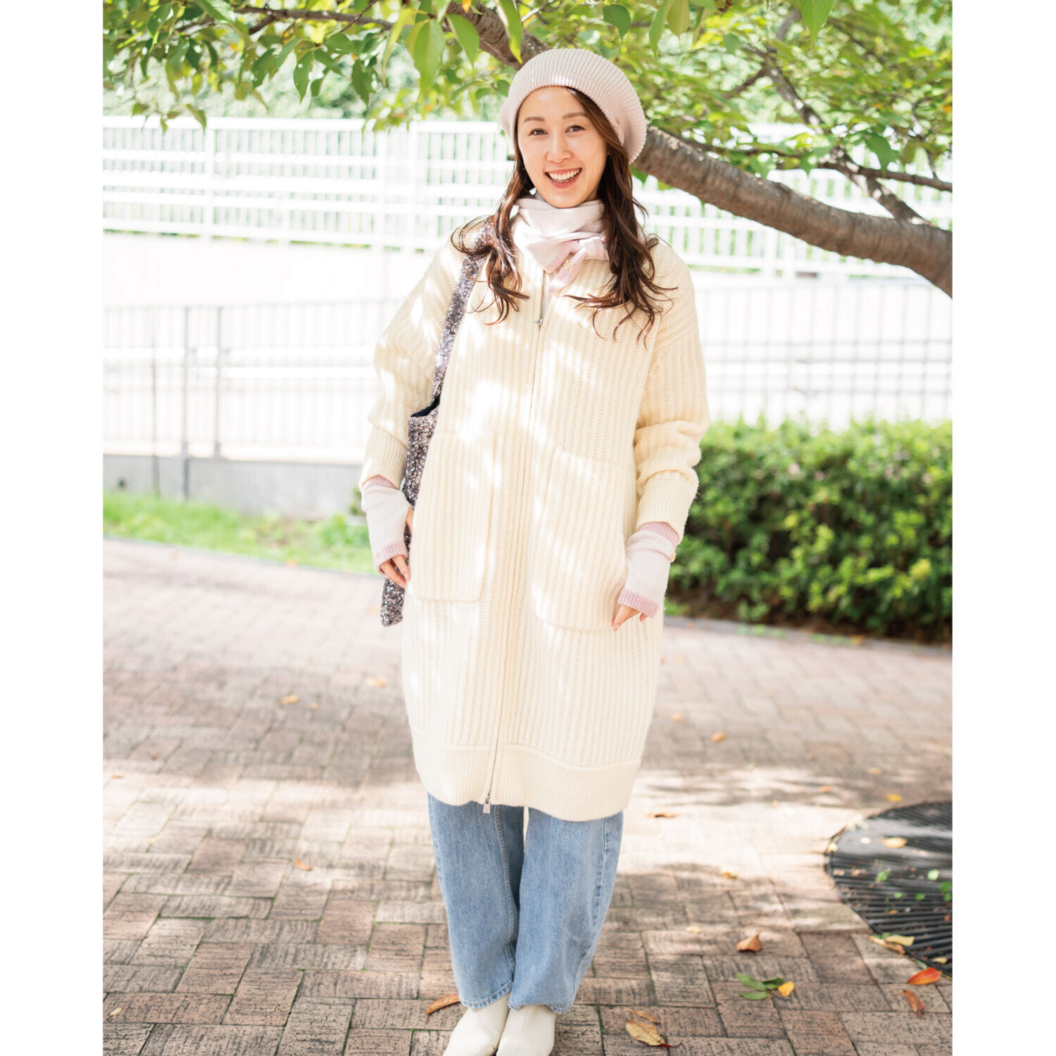 ヘ・エラ メリノウール１００％ バイカラーアクセント トライアングル ニットストール