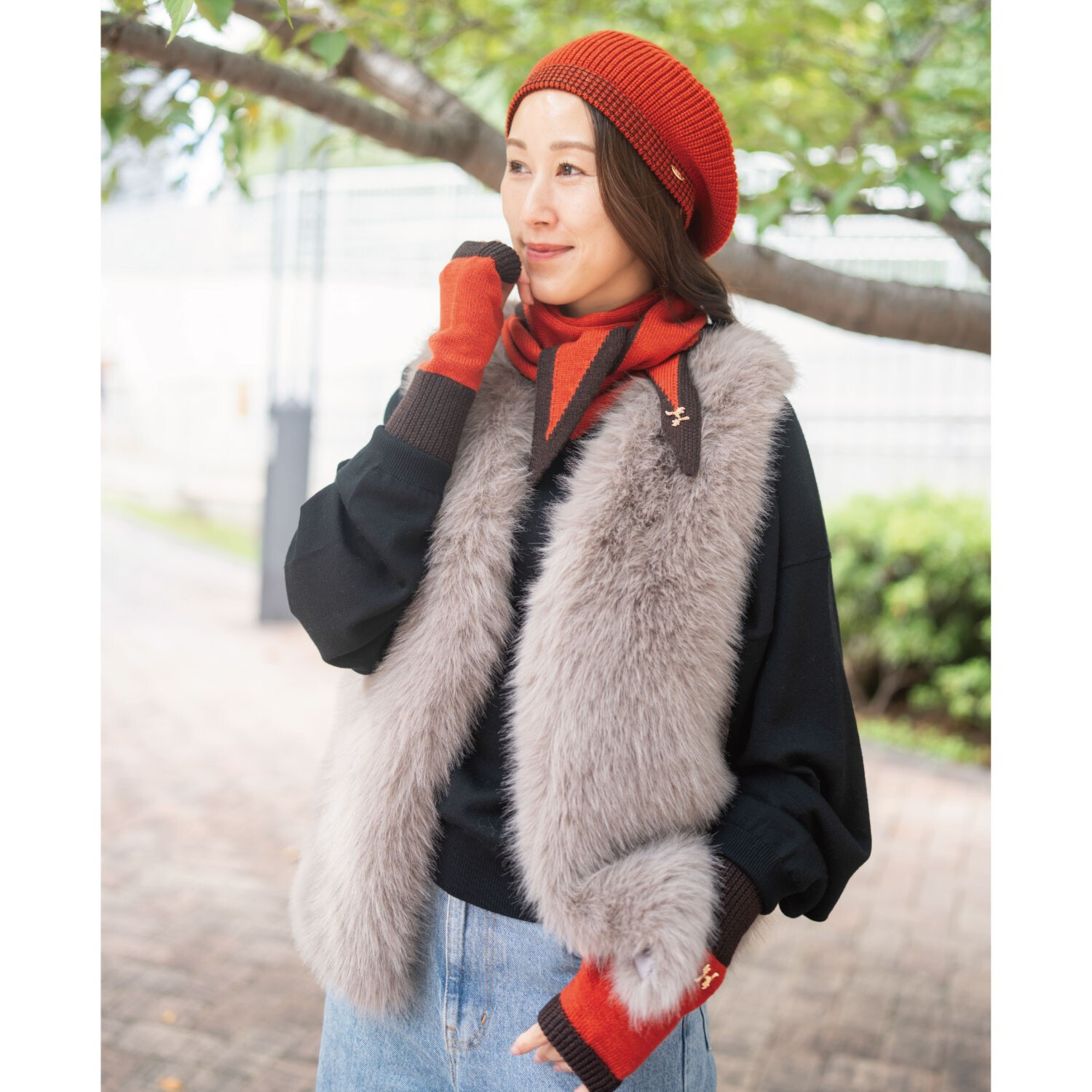 ヘ・エラ メリノウール１００％ バイカラーアクセント フィンガーレスグローブ