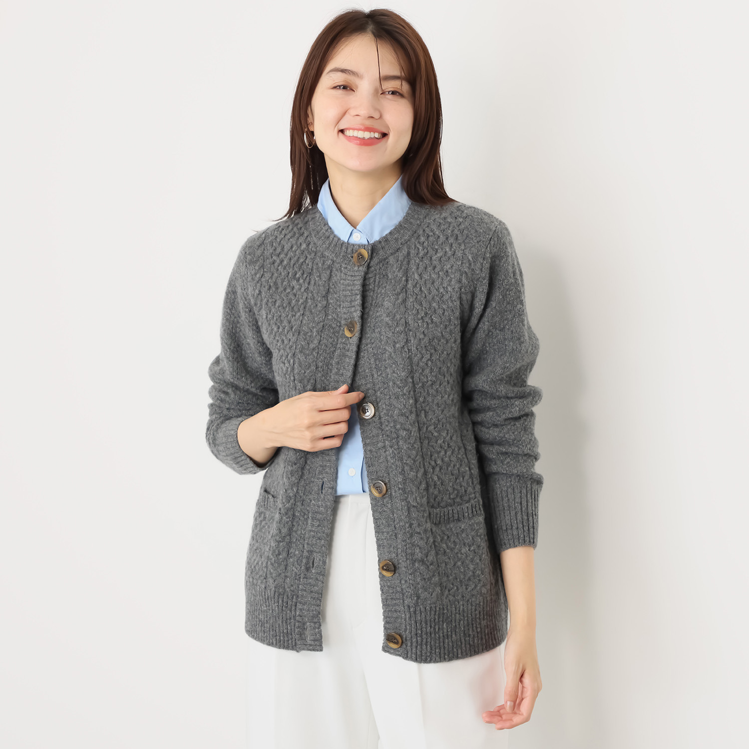 エヌエフ 自社牧場で育った ウールカシミヤ ケーブル編カーディガン