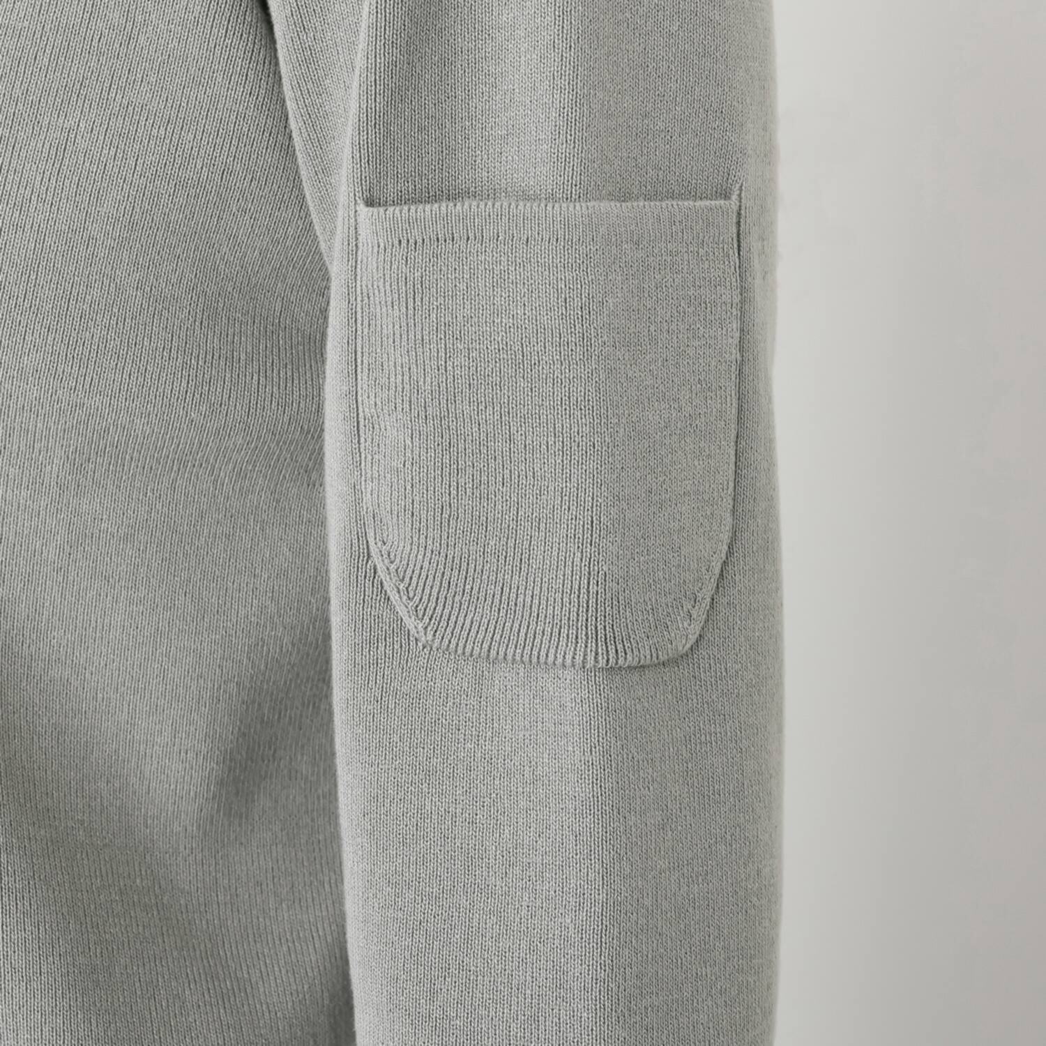 マダムヒロコ ハイネックプルオーバー