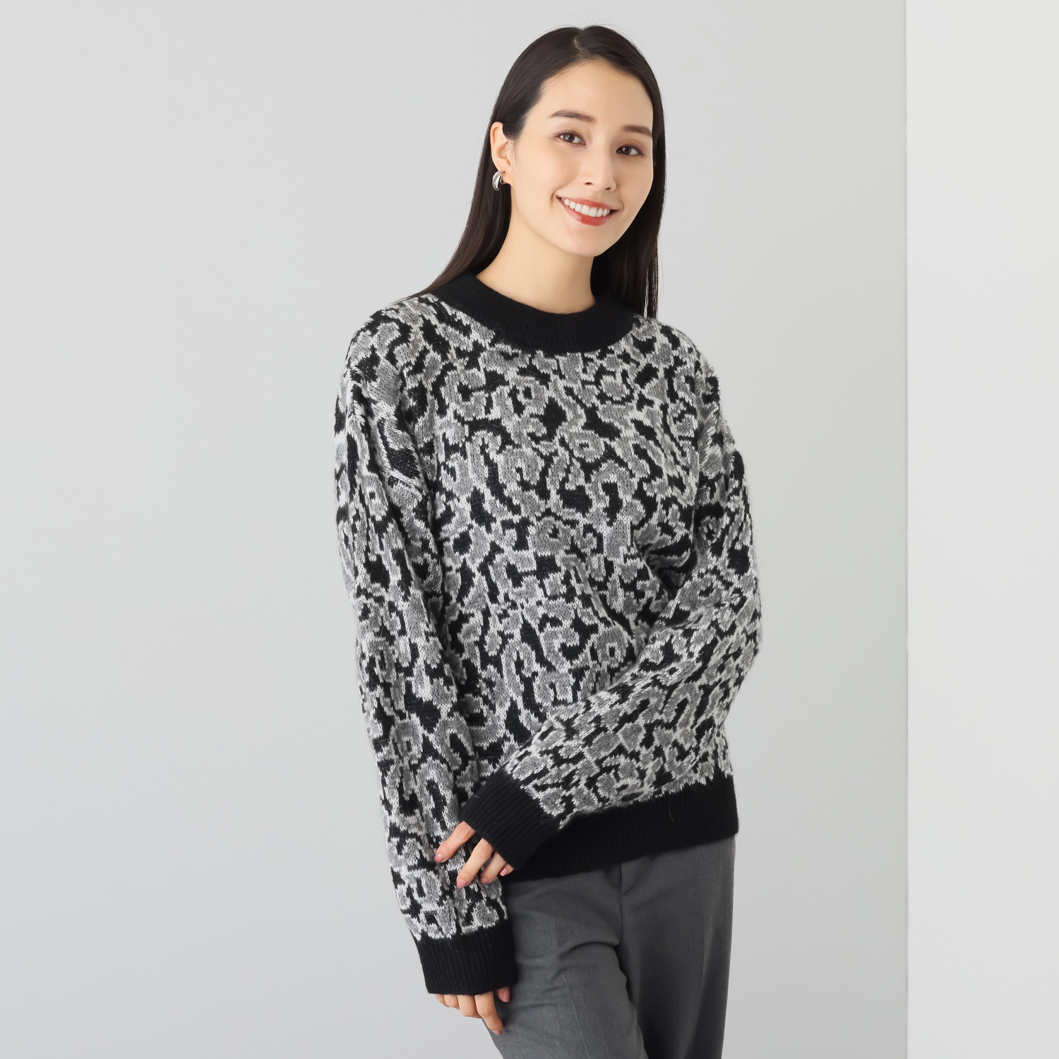 レイメイヤーズ イタリア製 アニマル柄 ニットプルオーバー