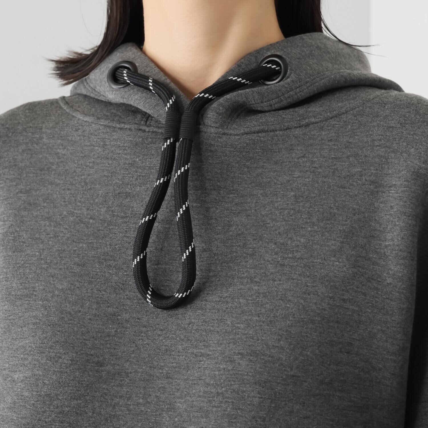 スタイル・ラヴィー ライトなダブルカットソー ドローストリングデザイン シルエットにこだわった フーディープルオーバー