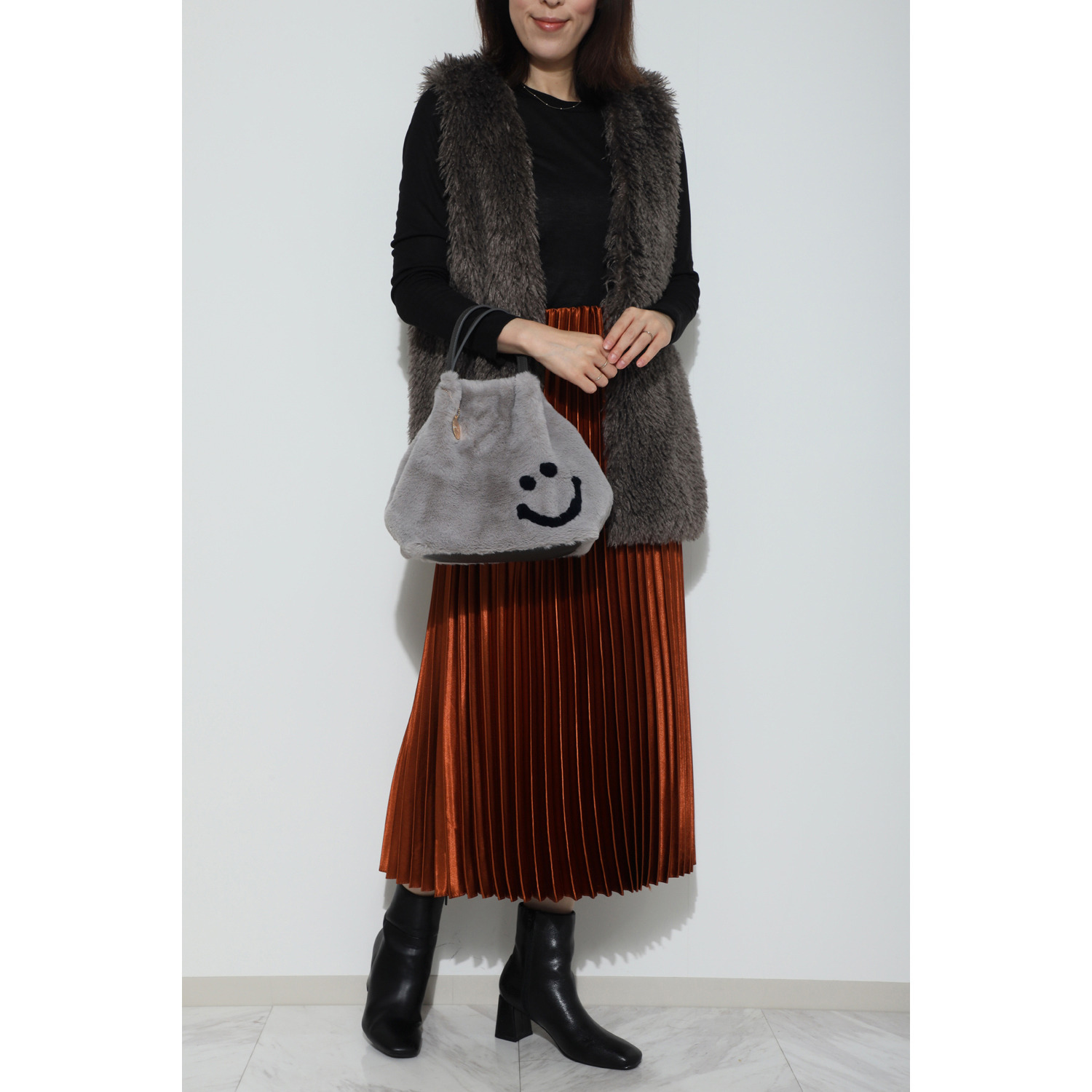 クーコ スマイリーフェイス エコファー ２ウェイトートバッグ