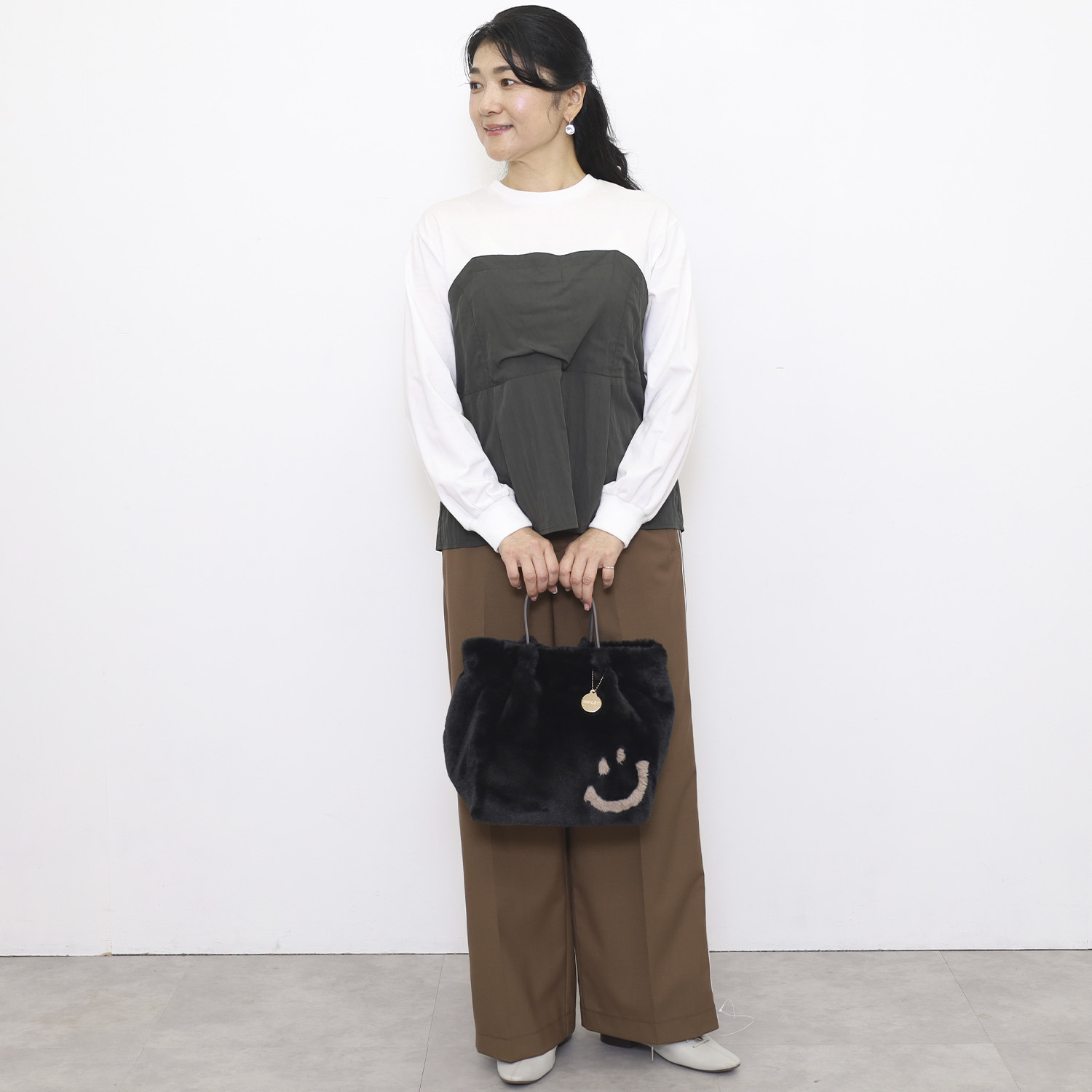 クーコ スマイリーフェイス エコファー ２ウェイトートバッグ