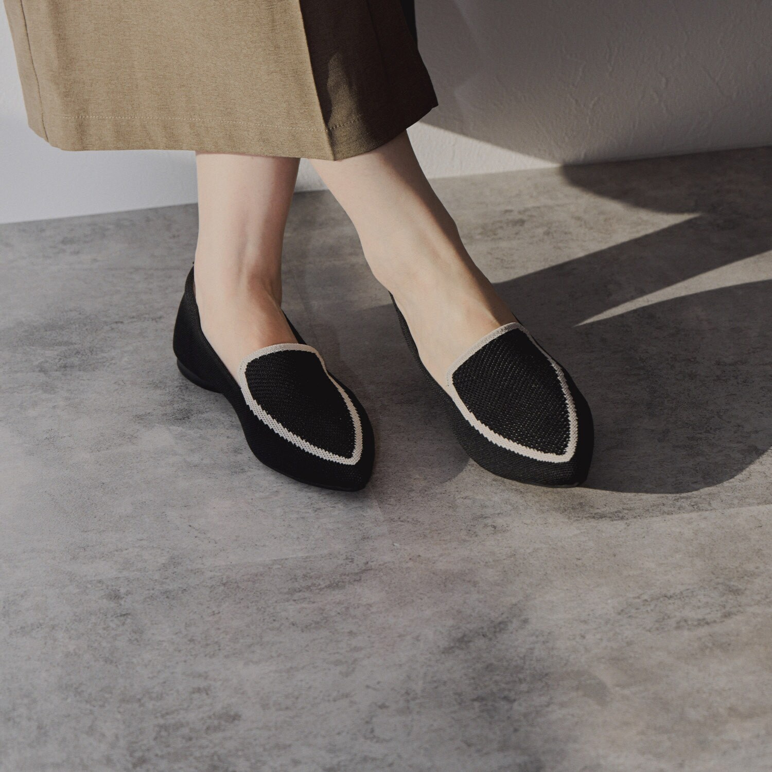 ニカル 洗濯機で丸洗いＯＫ！ バイカラーニットパンプス ＜ランドリーネット付＞