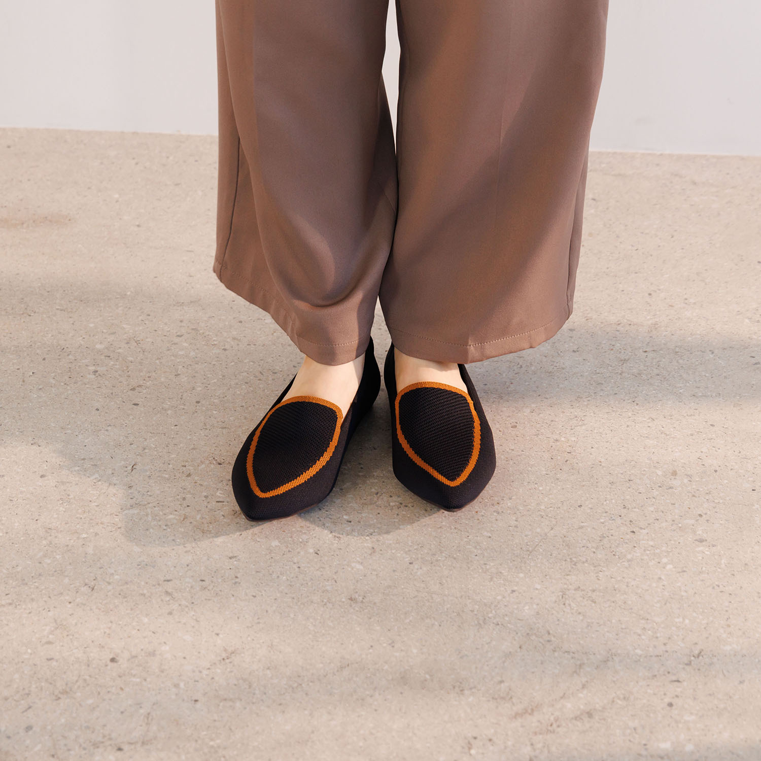 ニカル 洗濯機で丸洗いＯＫ！ バイカラーニットパンプス ＜ランドリーネット付＞