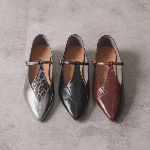 ニカル ダイヤTストラップ フラットパンプス ニカル ダイヤTストラップ フラットパンプス