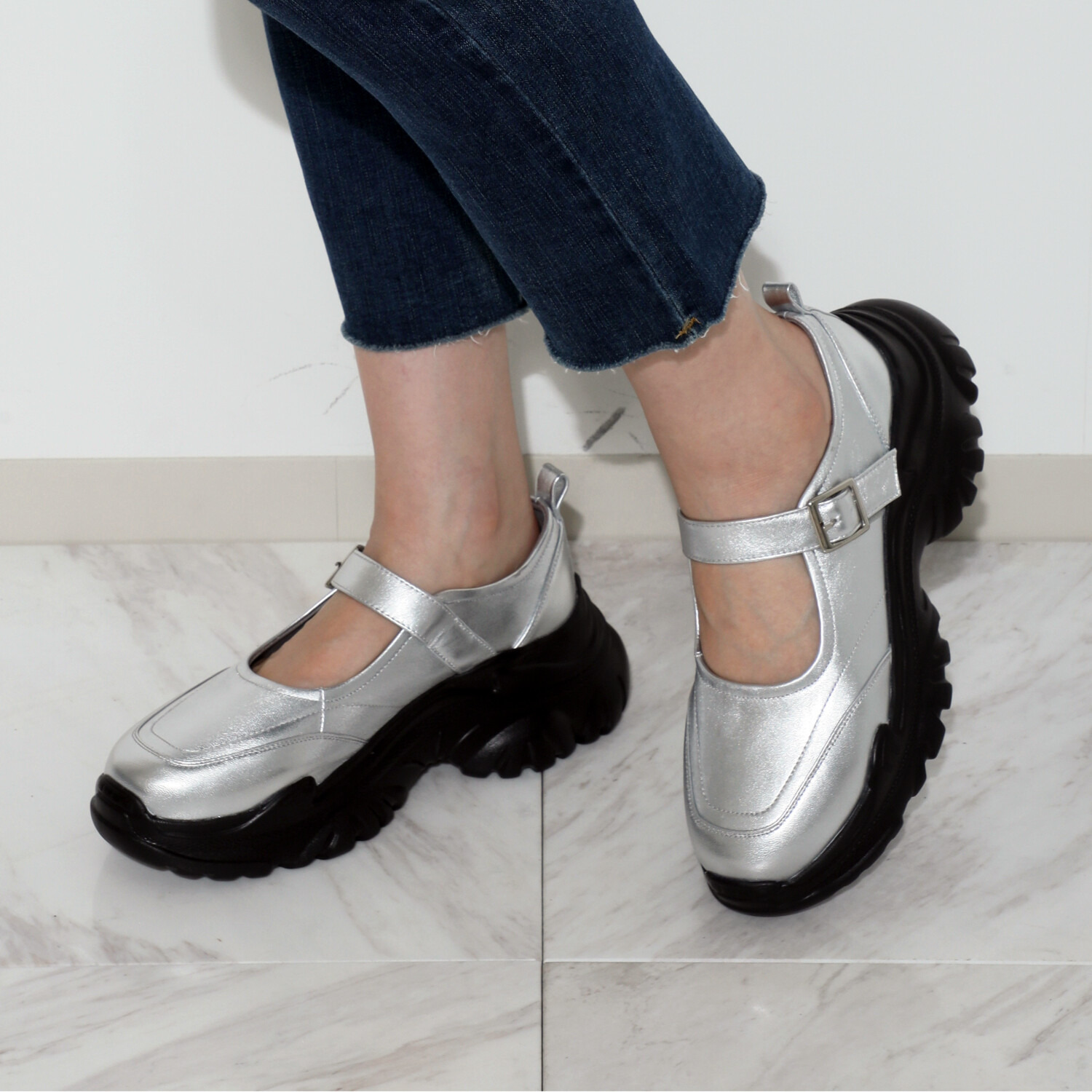 ニカル ボリュームソール メリージェーンシューズ