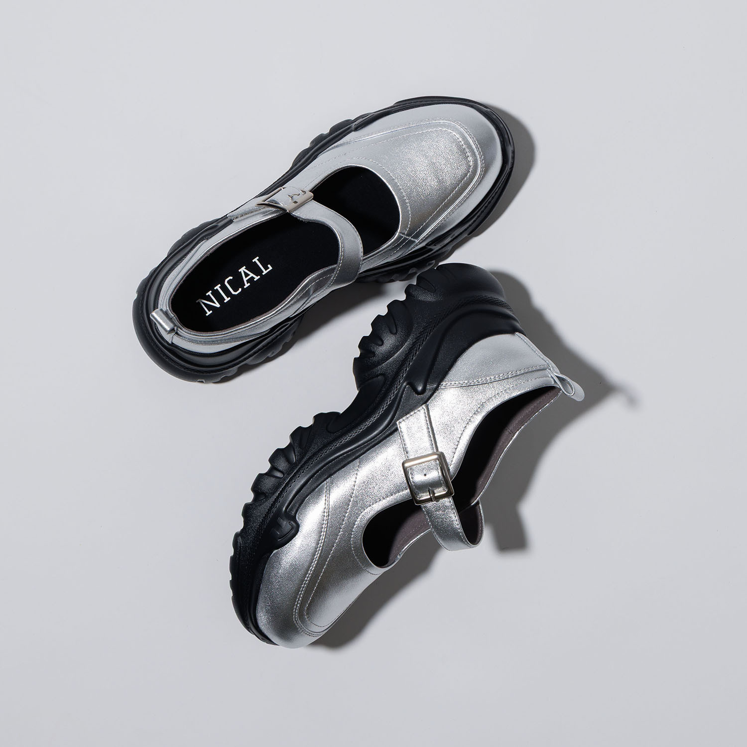 ニカル ボリュームソール メリージェーンシューズ