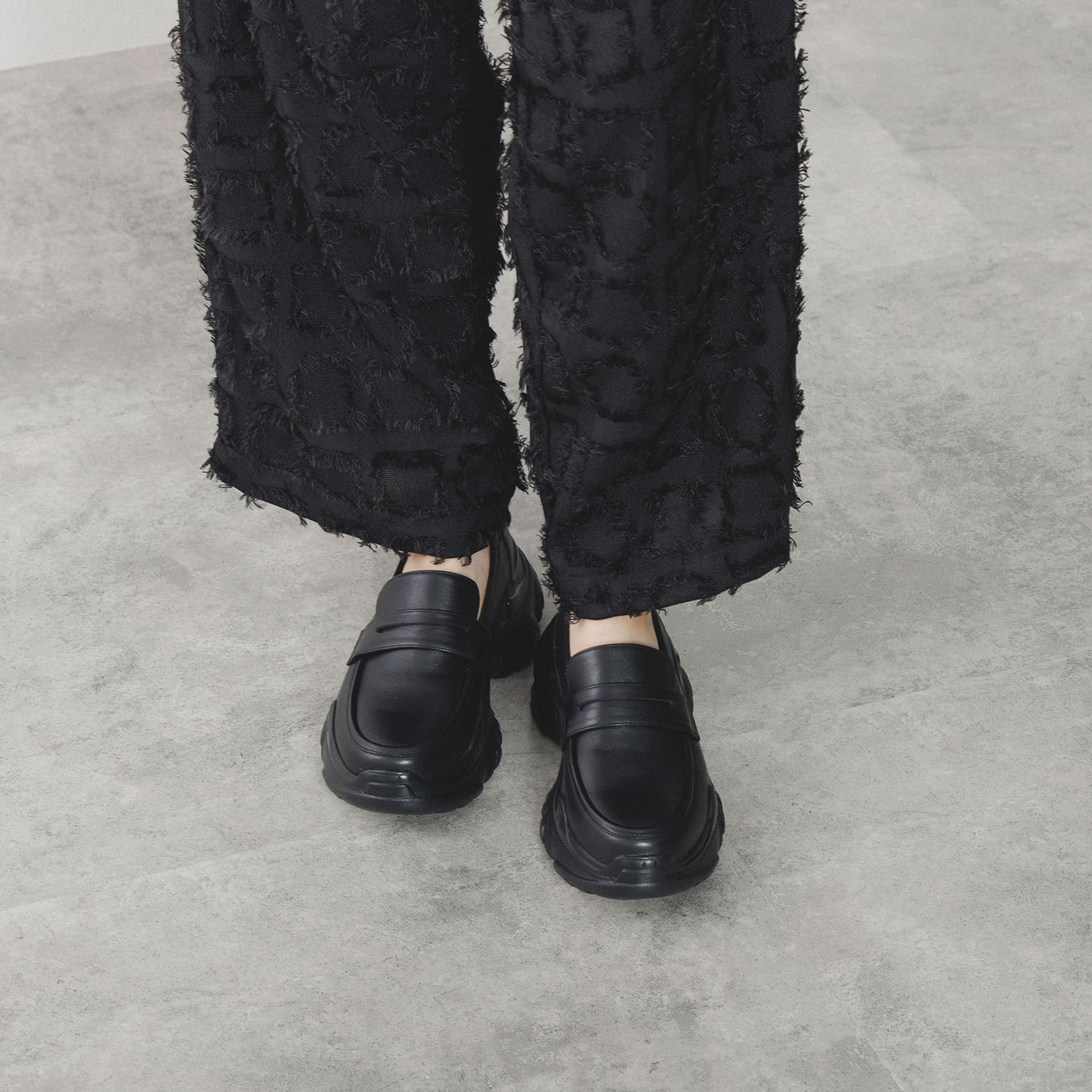 ニカル ボリュームソール ローファー