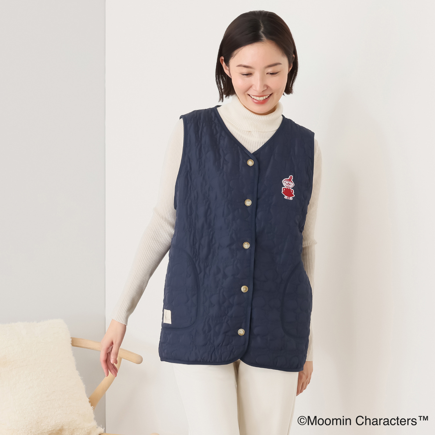 ムーミン シルエット型キルト 裏フリースのあたたか ルームベスト