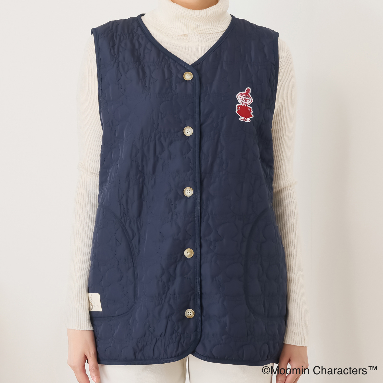 ムーミン シルエット型キルト 裏フリースのあたたか ルームベスト