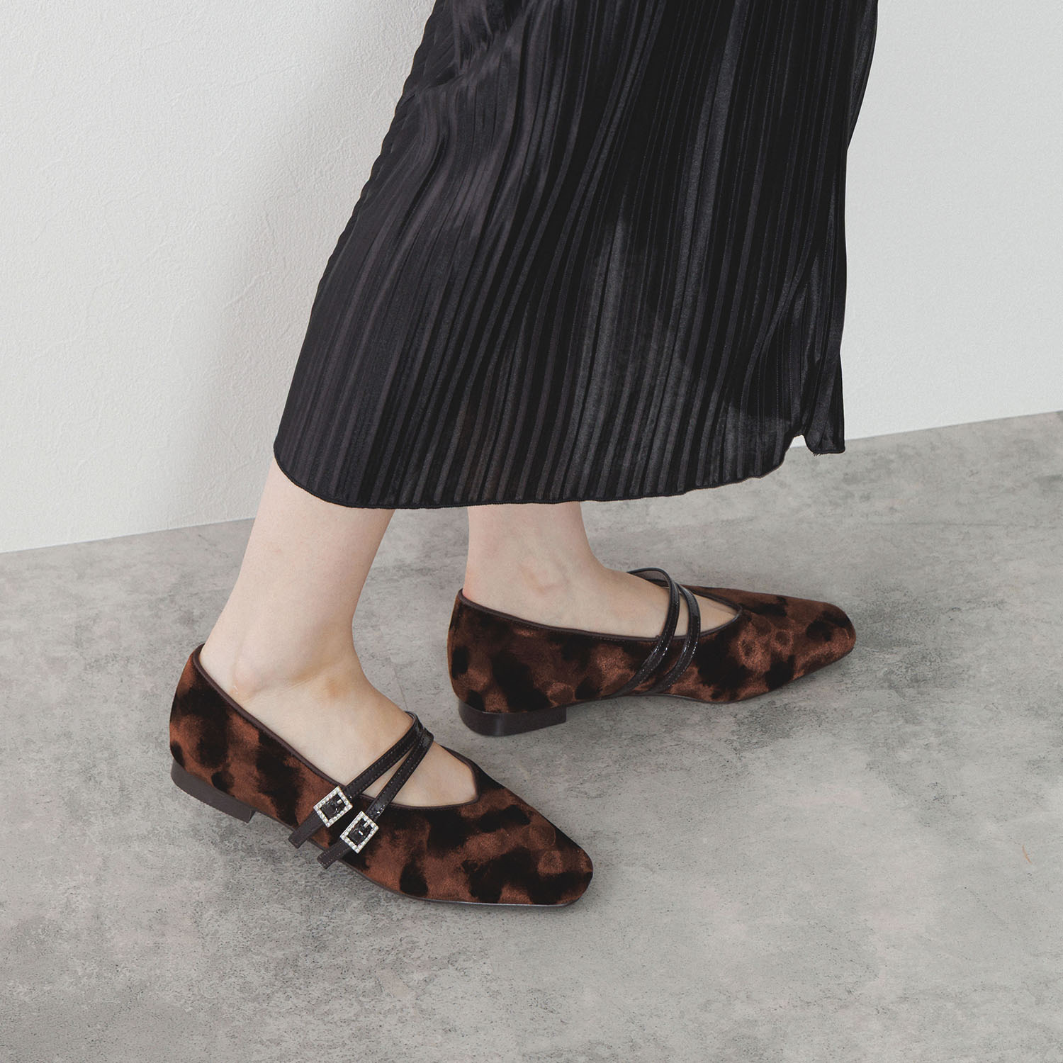 ニカル ダブルストラップ メリージェーンパンプス