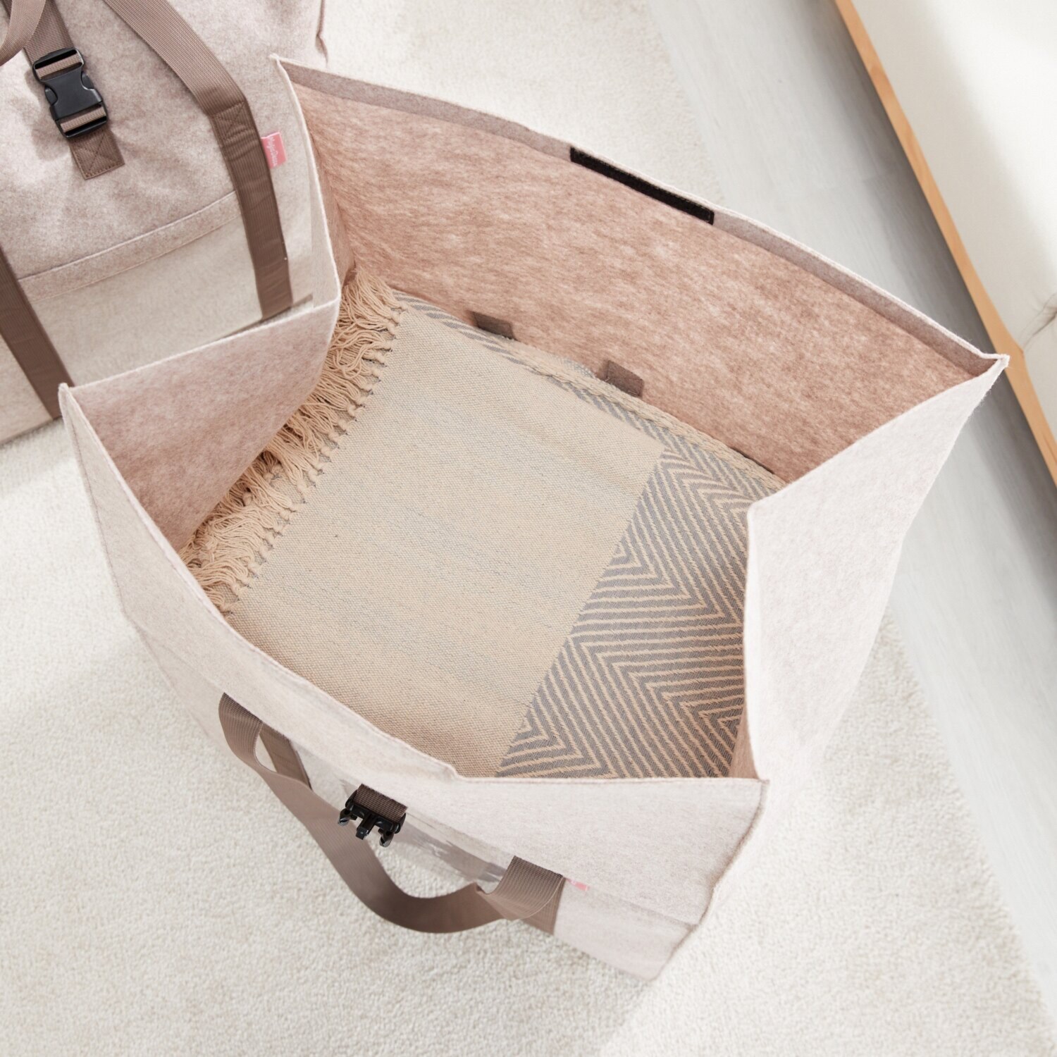 バックルベルト付 ＭａｇｉｃＤｅｃｃａ マジデッカ 収納バッグ２個セット