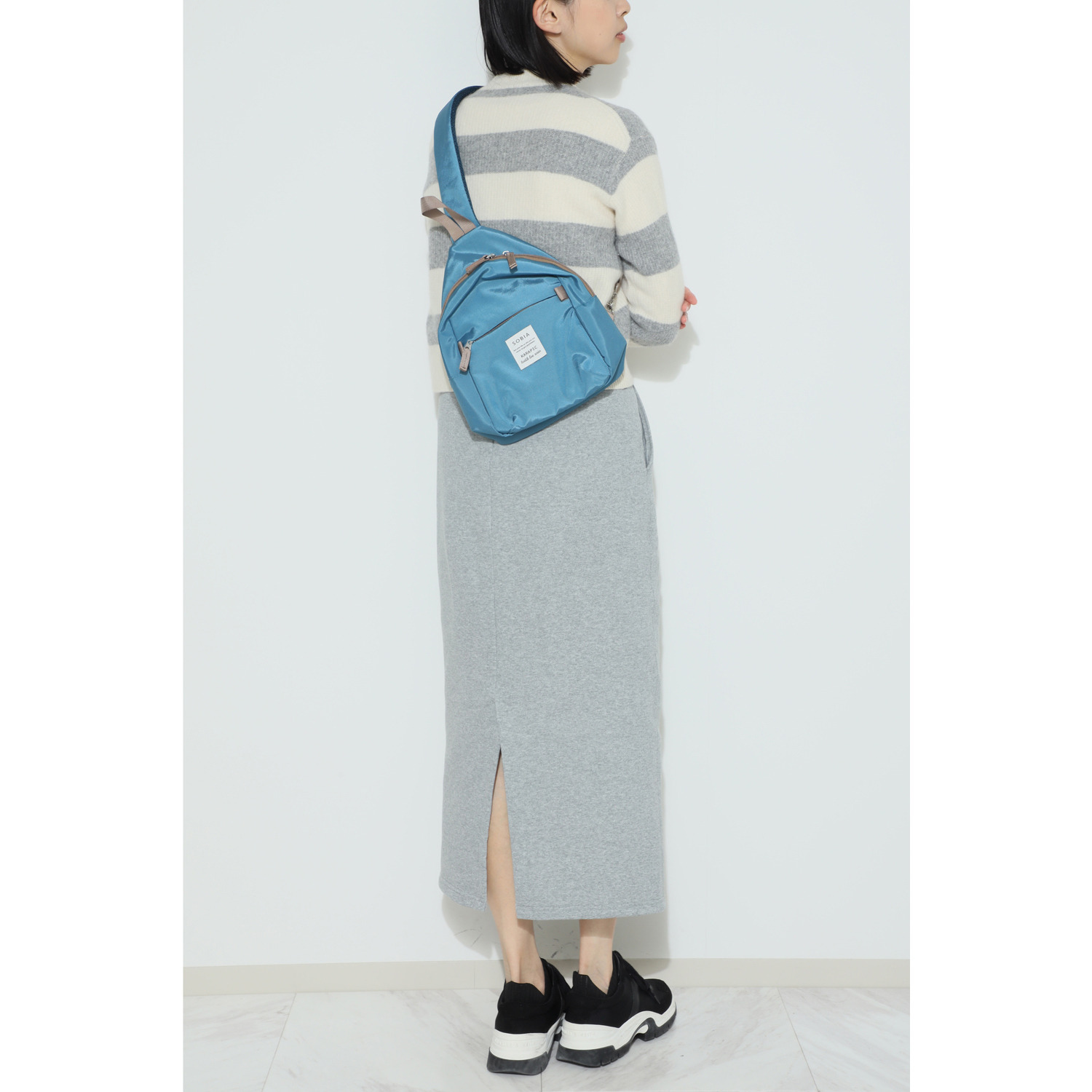 ソビア はっ水 自由に持てる！ 軽量ショルダーバッグ