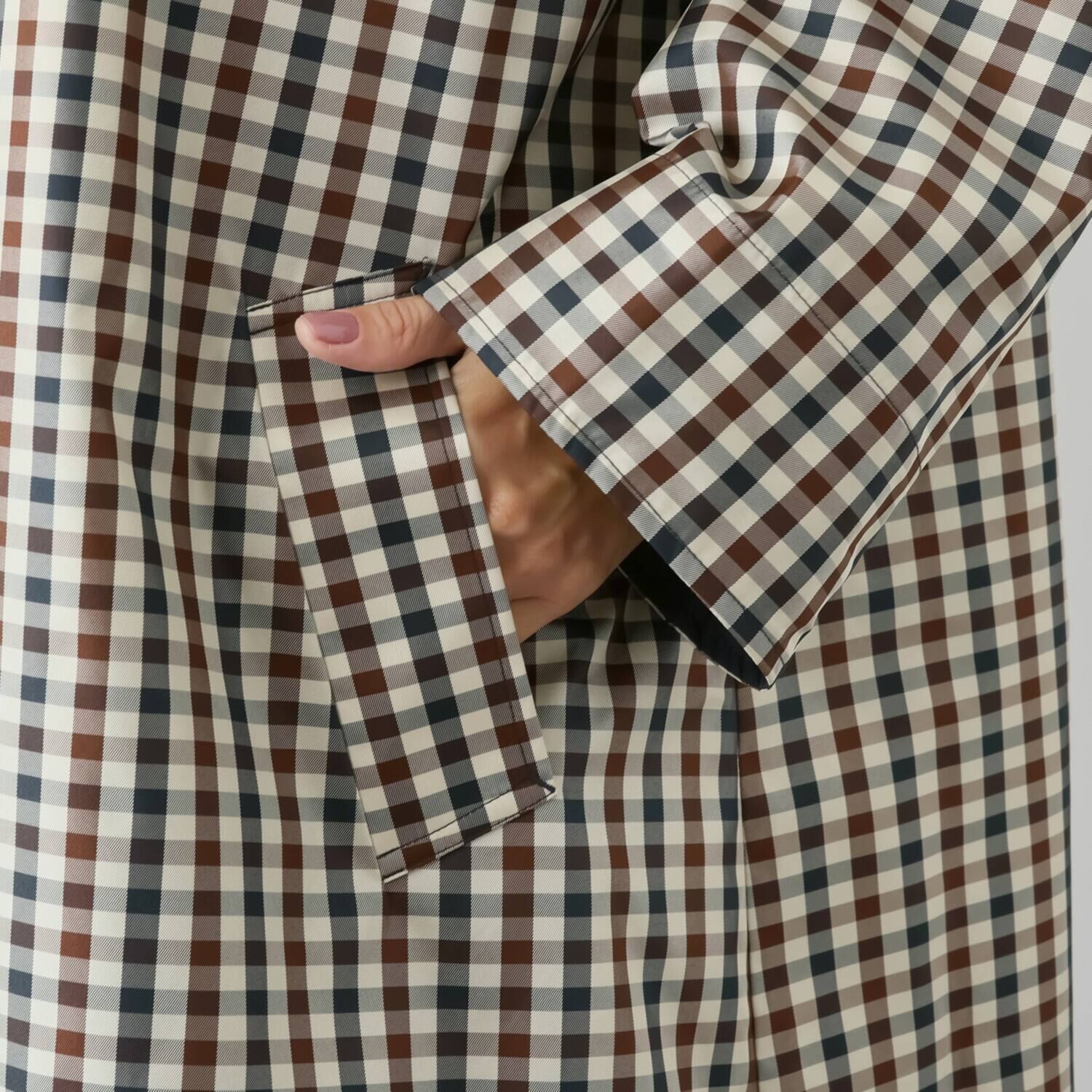 アクアスキュータム 防水・はっ水・防風 全天候型 ポケッタブル ステンカラーコート