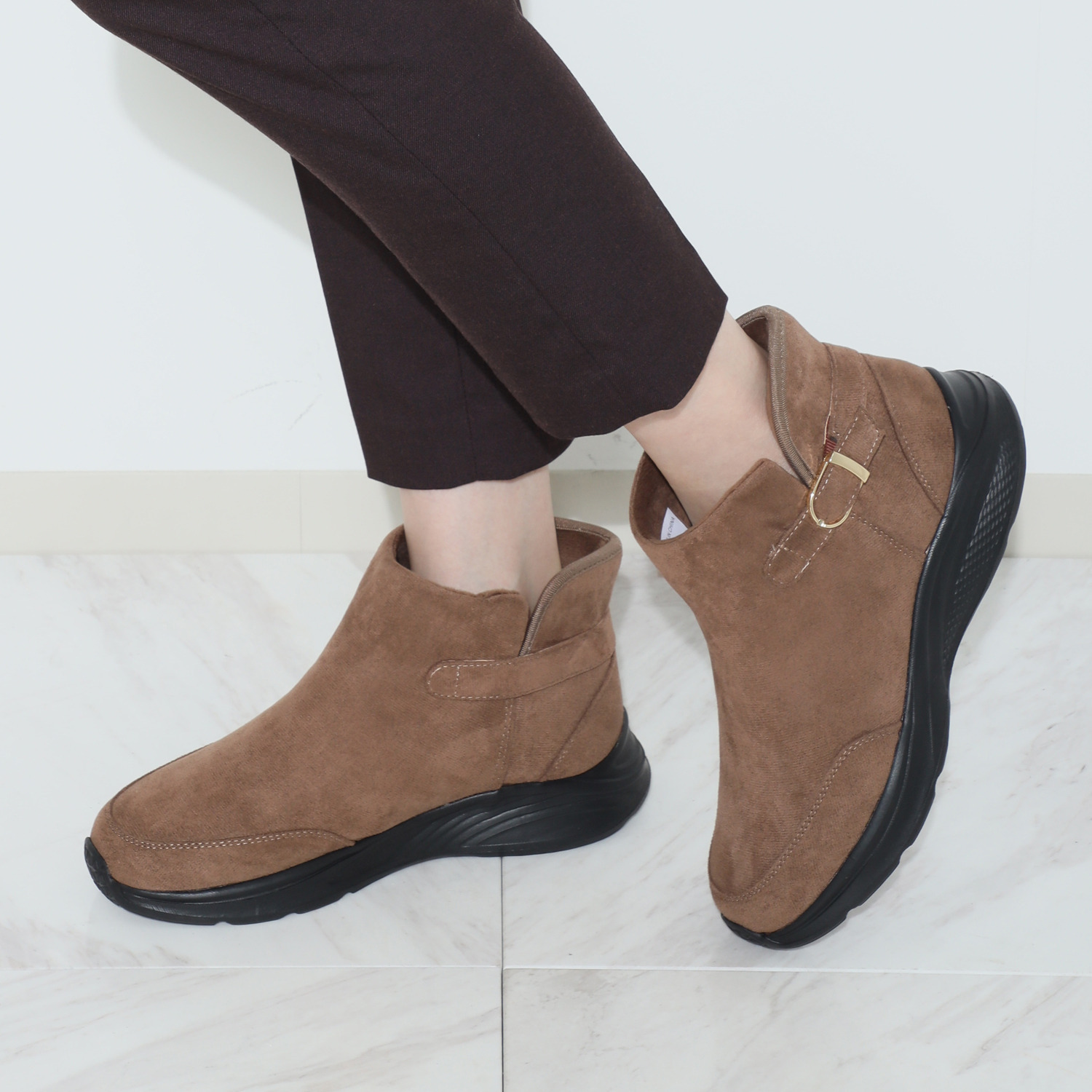 アルファキュービック すぽんと履ける！ 防水　軽量 ブーツ