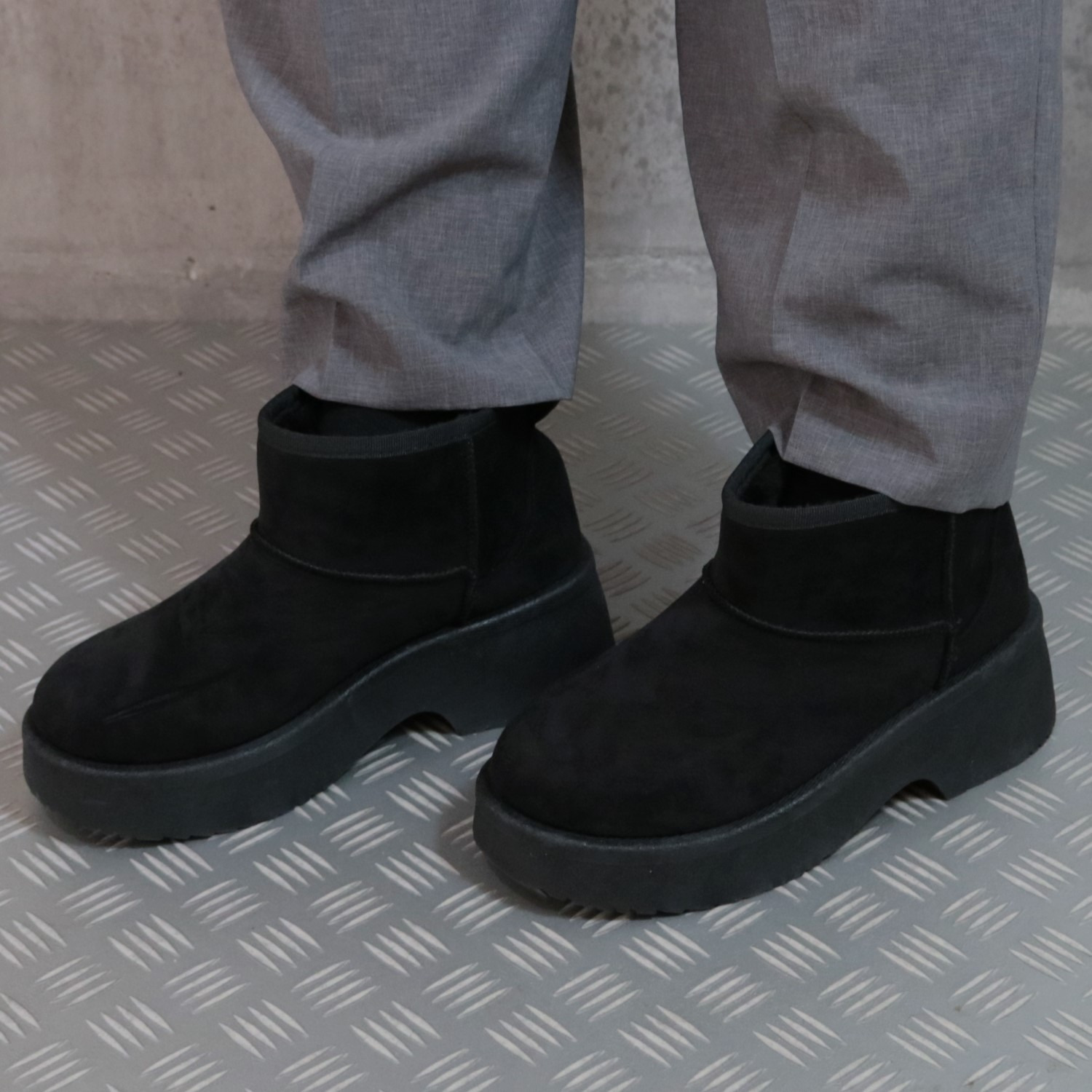 ズッカ　クラブ 内側あったか 厚底ショートブーツ