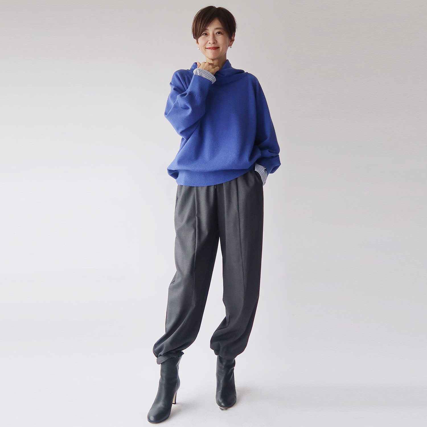 クワンティシ カーブシルエット イージーパンツ