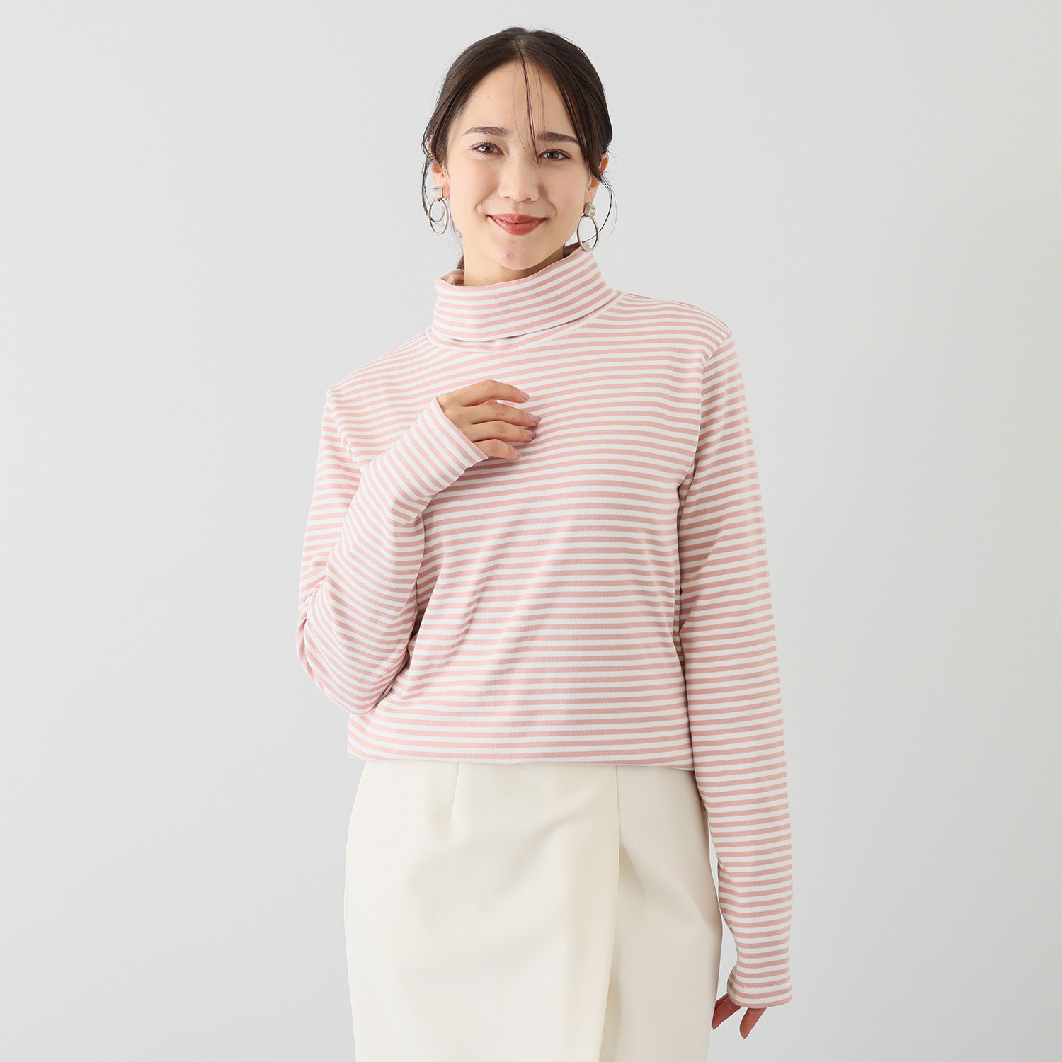 クワンティシ ボーダーカットソー ハイネックプルオーバー