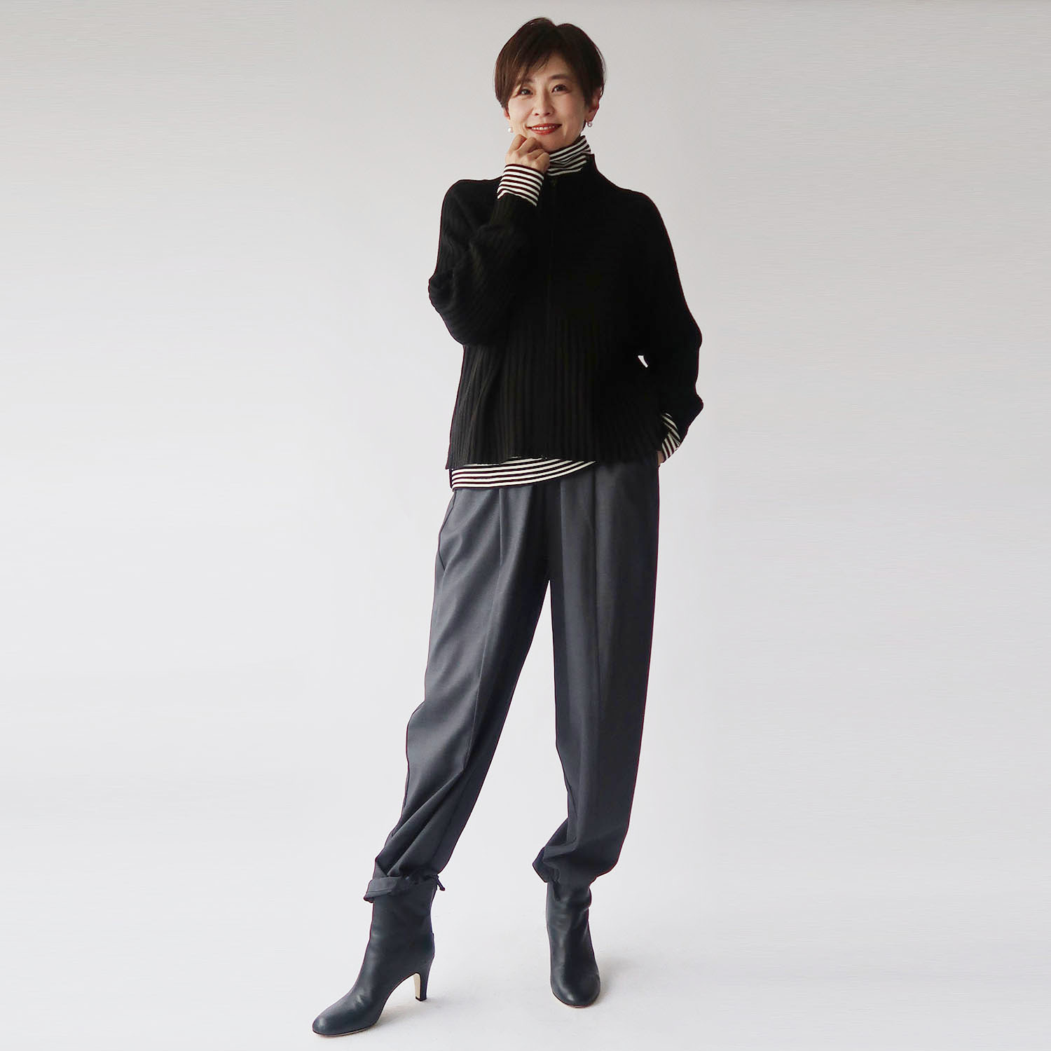 クワンティシ ボーダーカットソー ハイネックプルオーバー