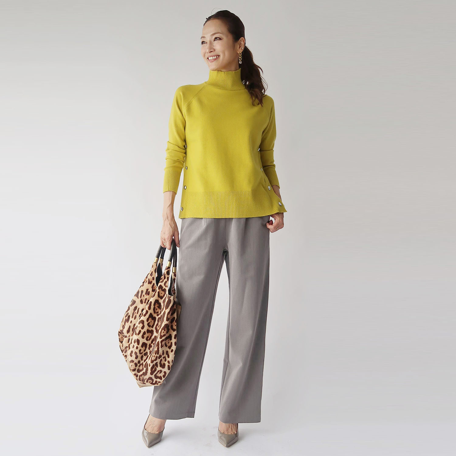 フーア ラメストライプ セミワイドパンツ