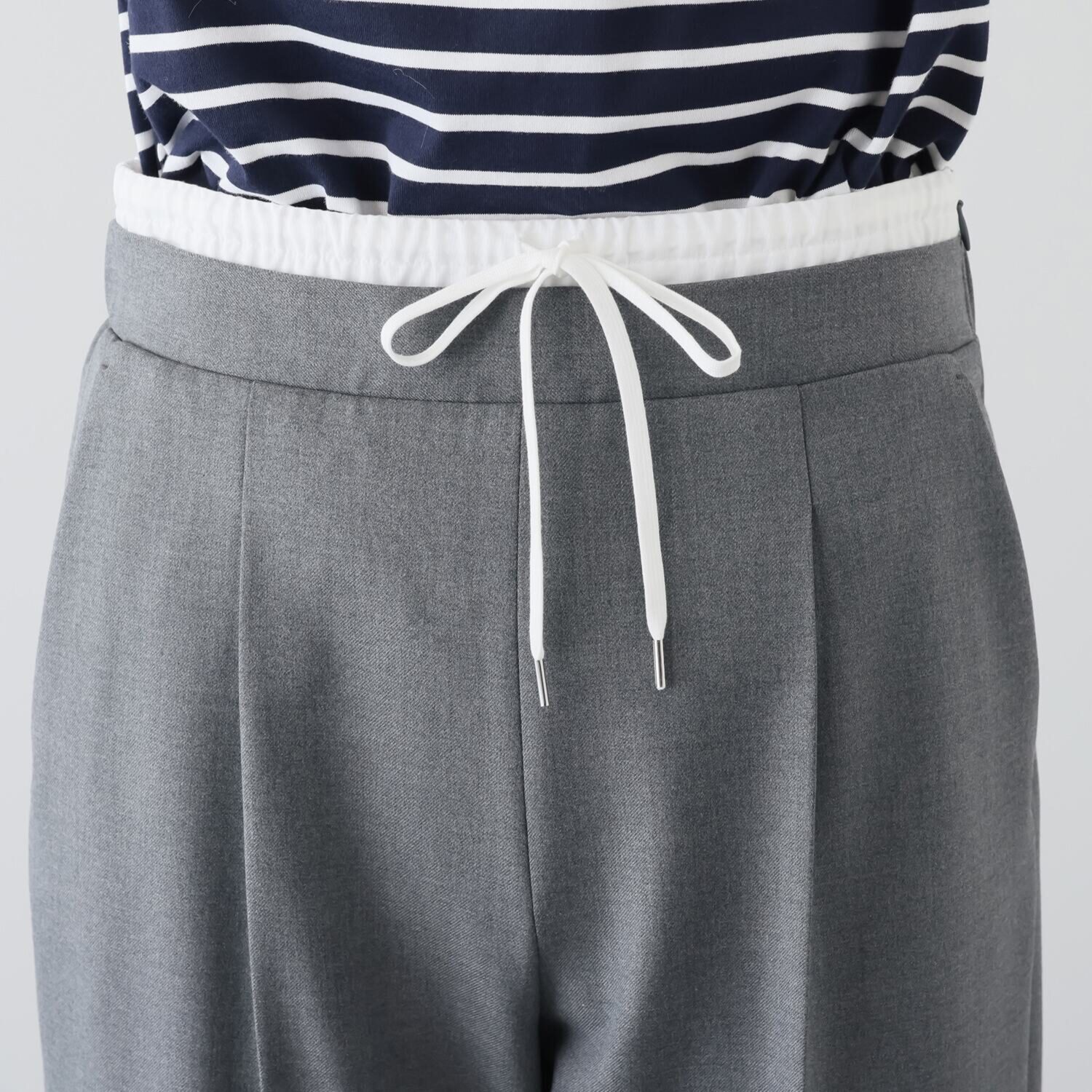 亀　恭子セレクト！ ロペ ２ウェイストレッチ チンツ加工　裏起毛 タックストレートパンツ