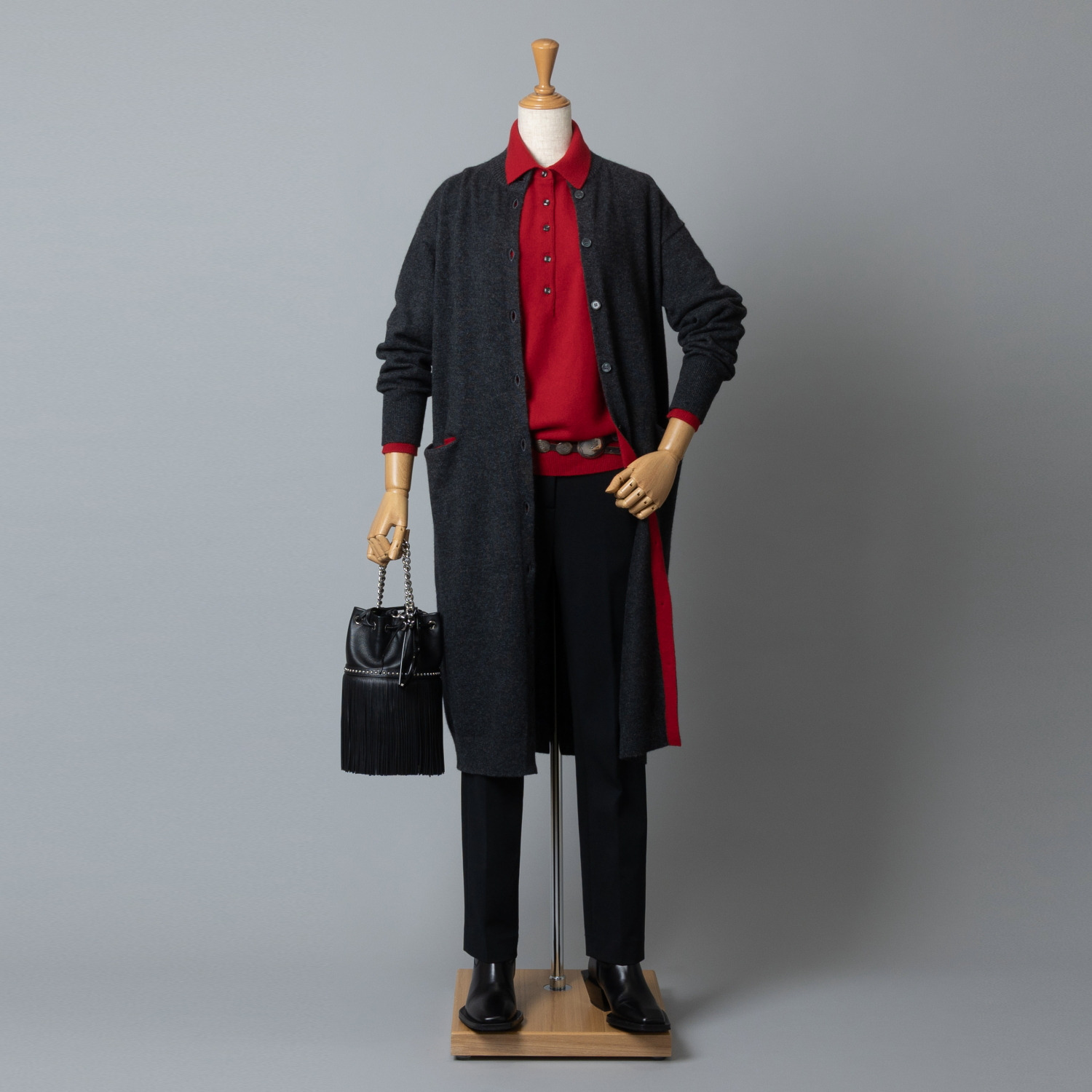 アズイズ　ビーマイセルフ バイ　ネイチャーズ モンゴルカシミヤ セミワイドシルエット ポロカラープルオーバー