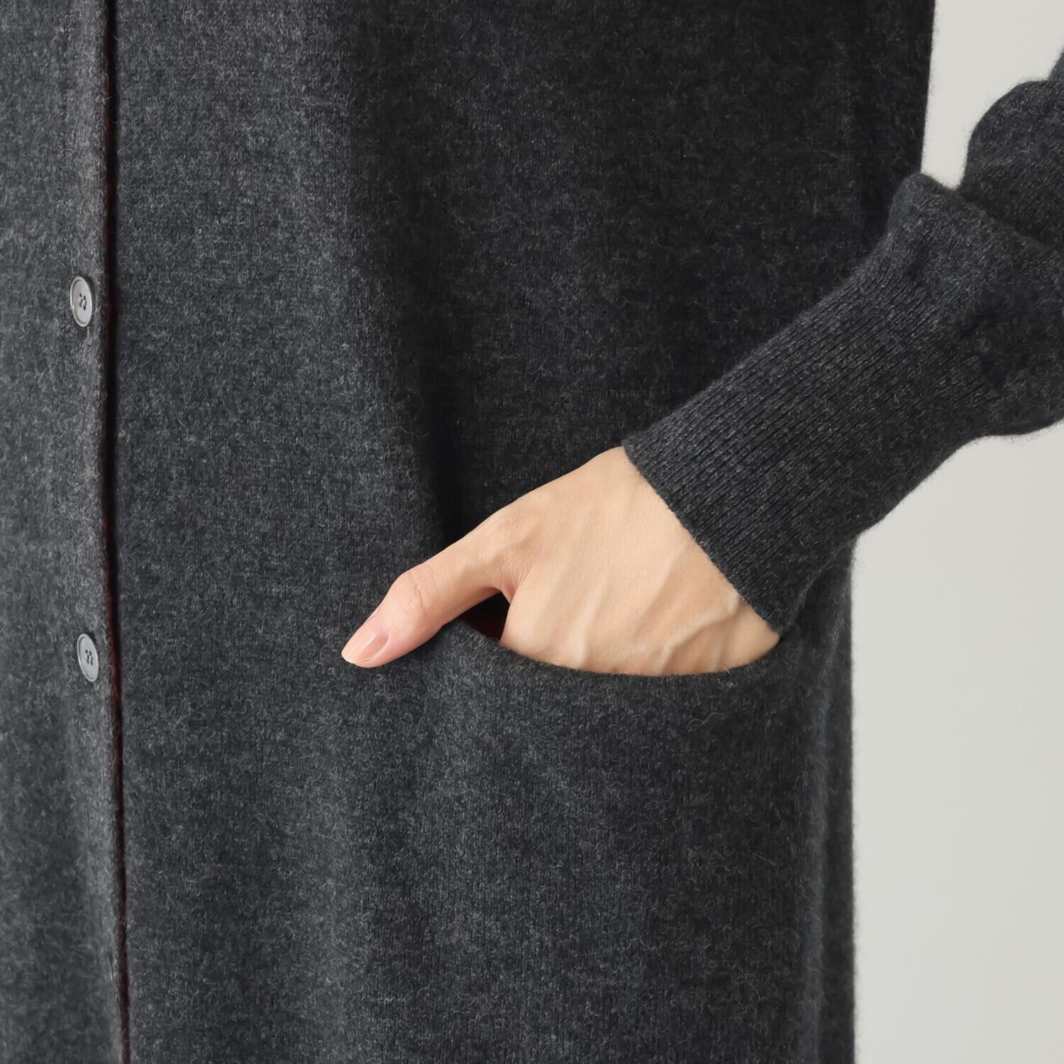 アズイズ　ビーマイセルフ バイ　ネイチャーズ モンゴルカシミヤ 配色使いワンピース