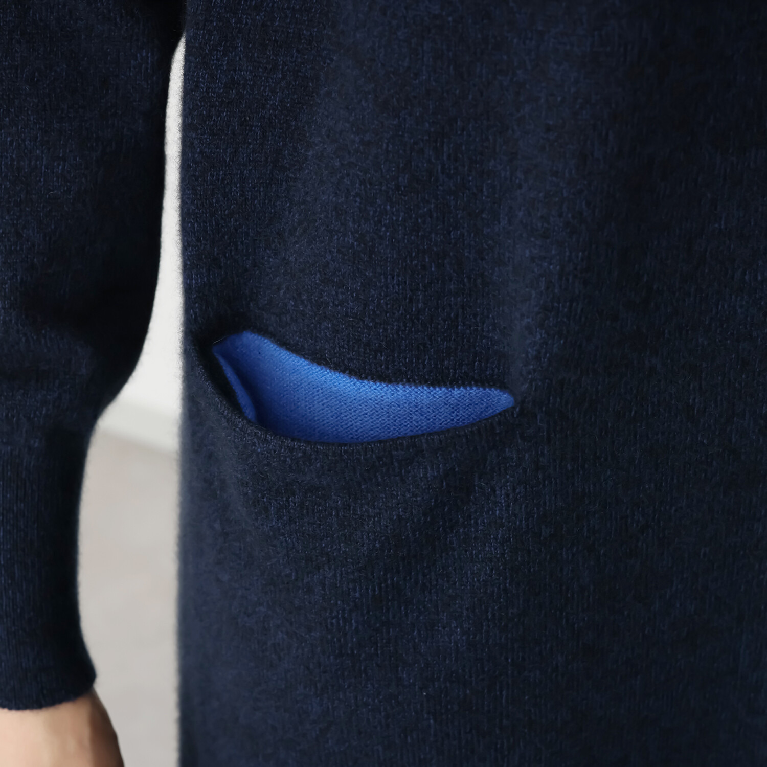 アズイズ　ビーマイセルフ バイ　ネイチャーズ モンゴルカシミヤ 配色使いワンピース