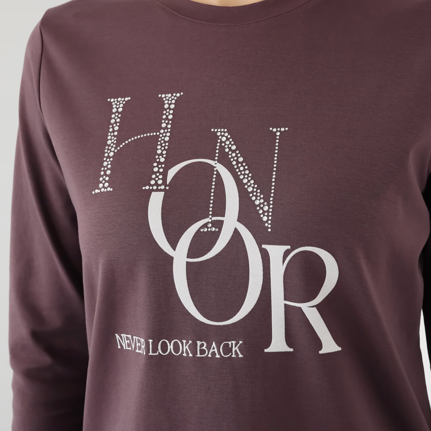 ヘブンアンドアース ラインストーンモティーフ メッセージ ロングＴシャツ